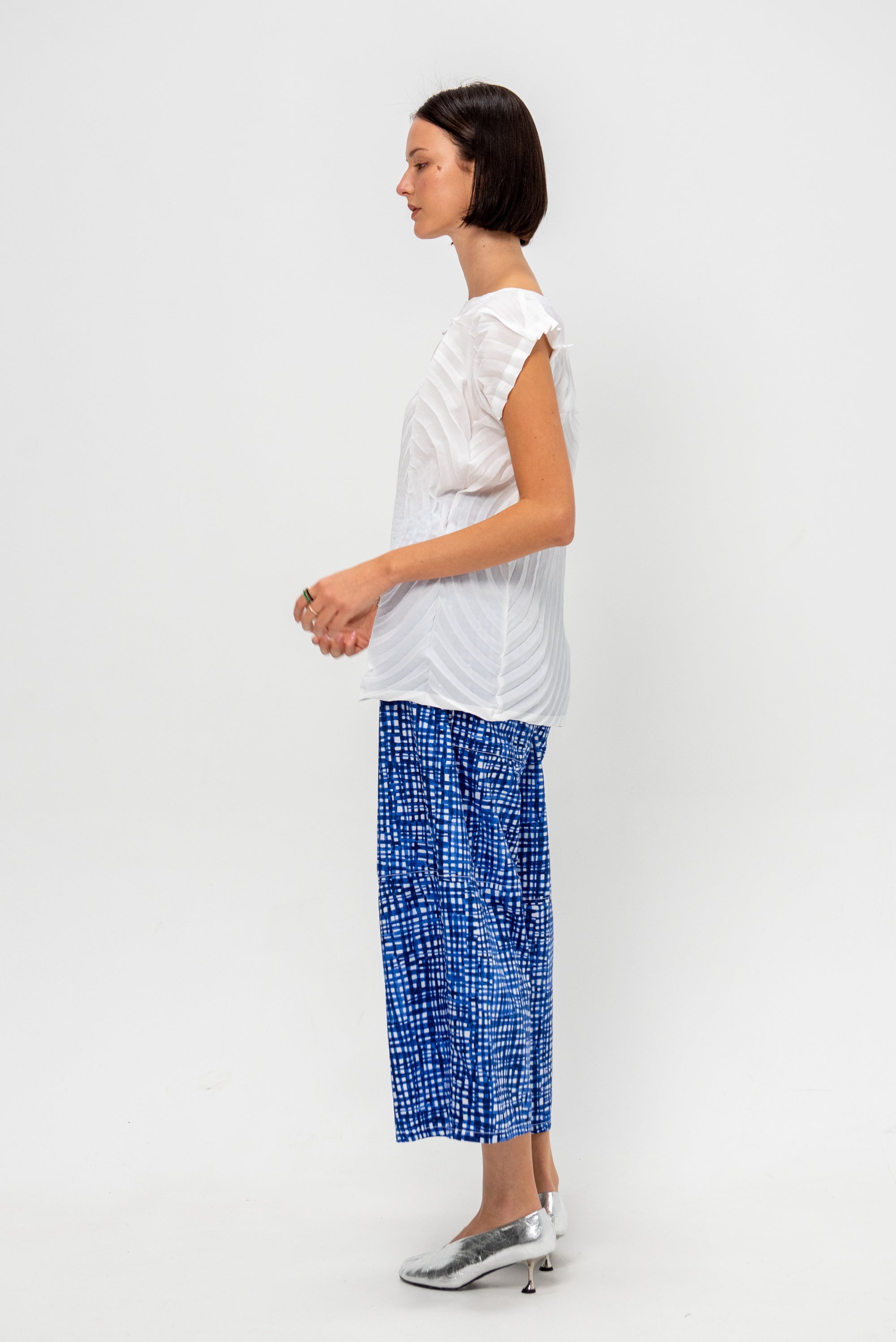 Hannah Pant, Blue Check