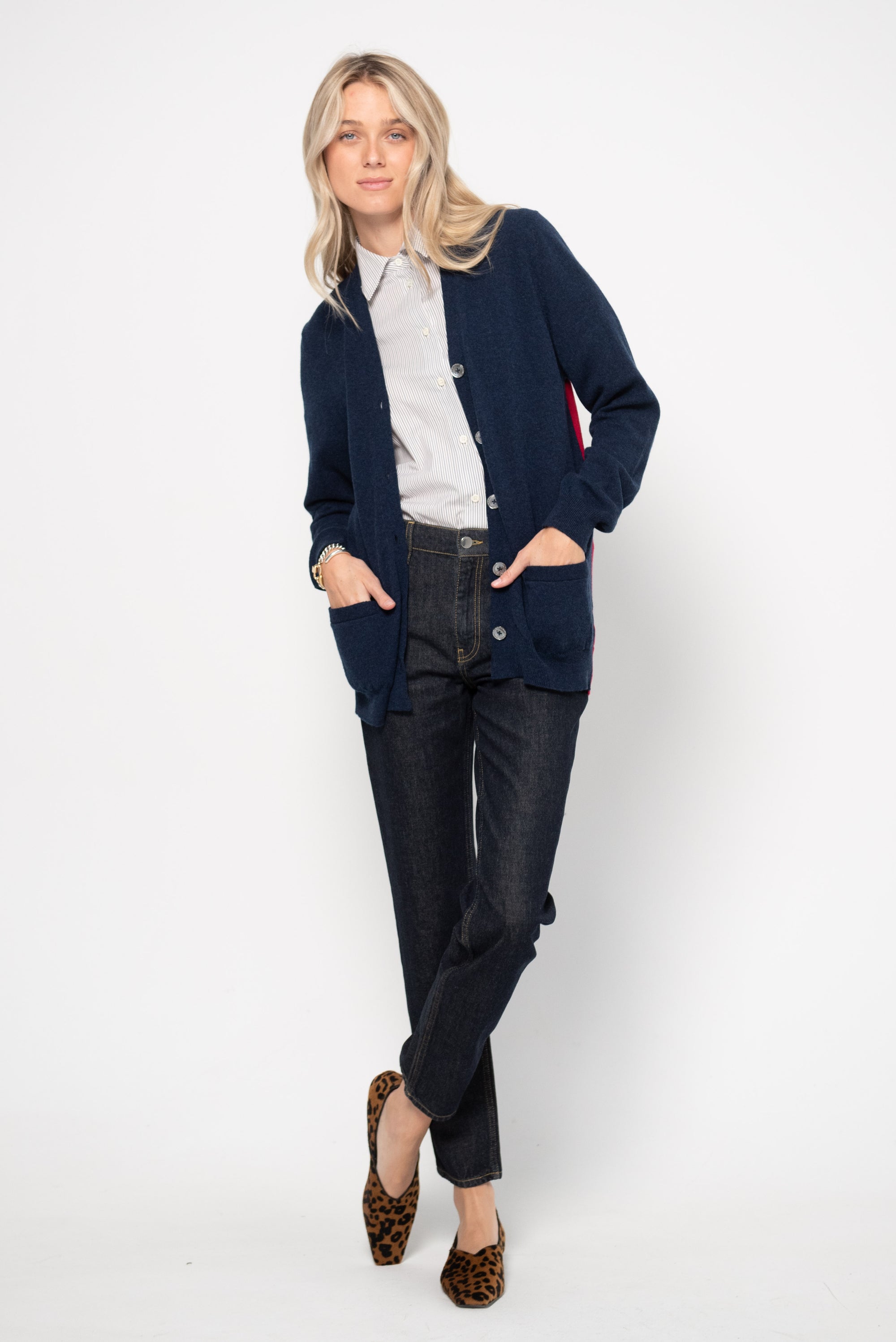 Primavera Cardigan, Cosmos