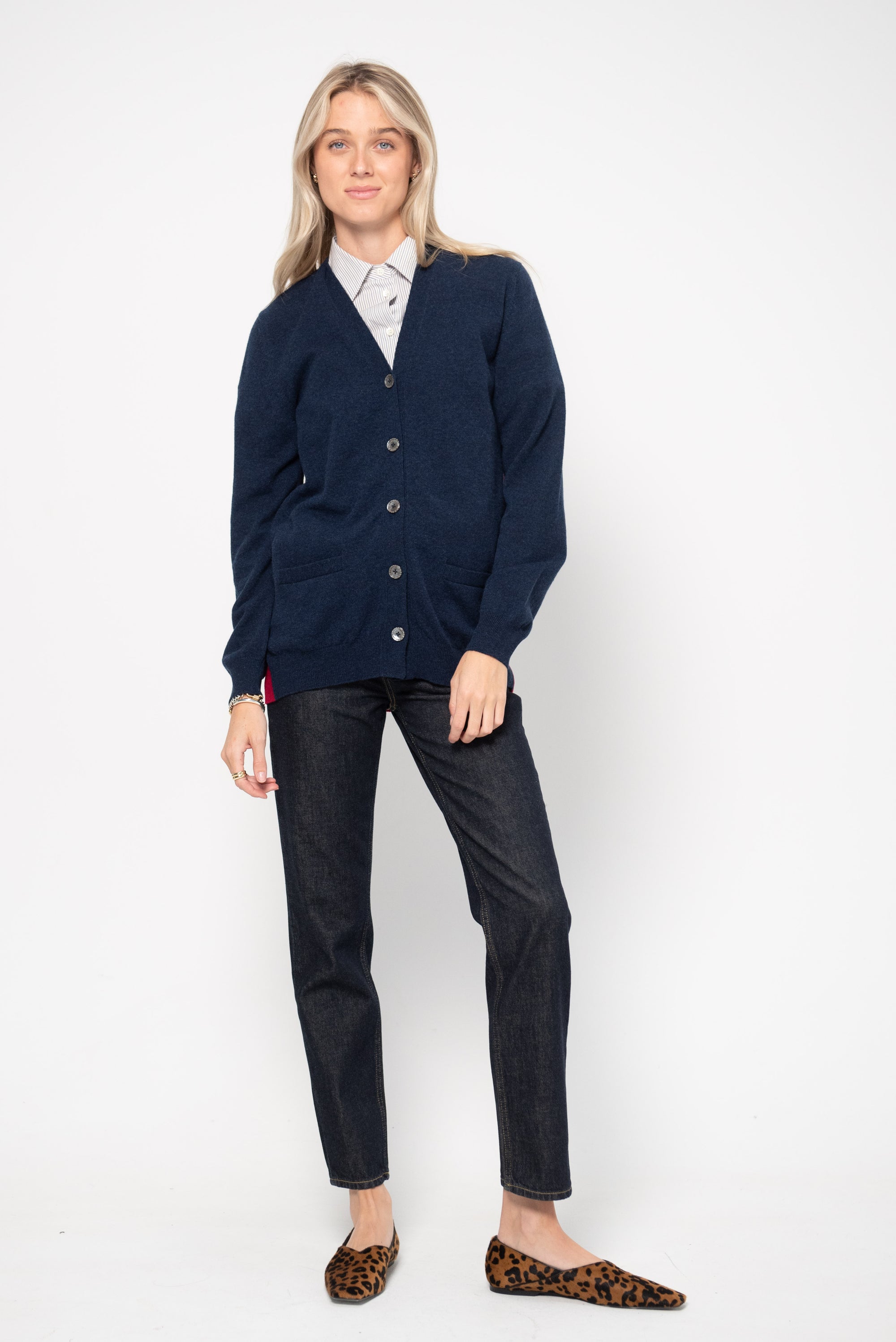Primavera Cardigan, Cosmos