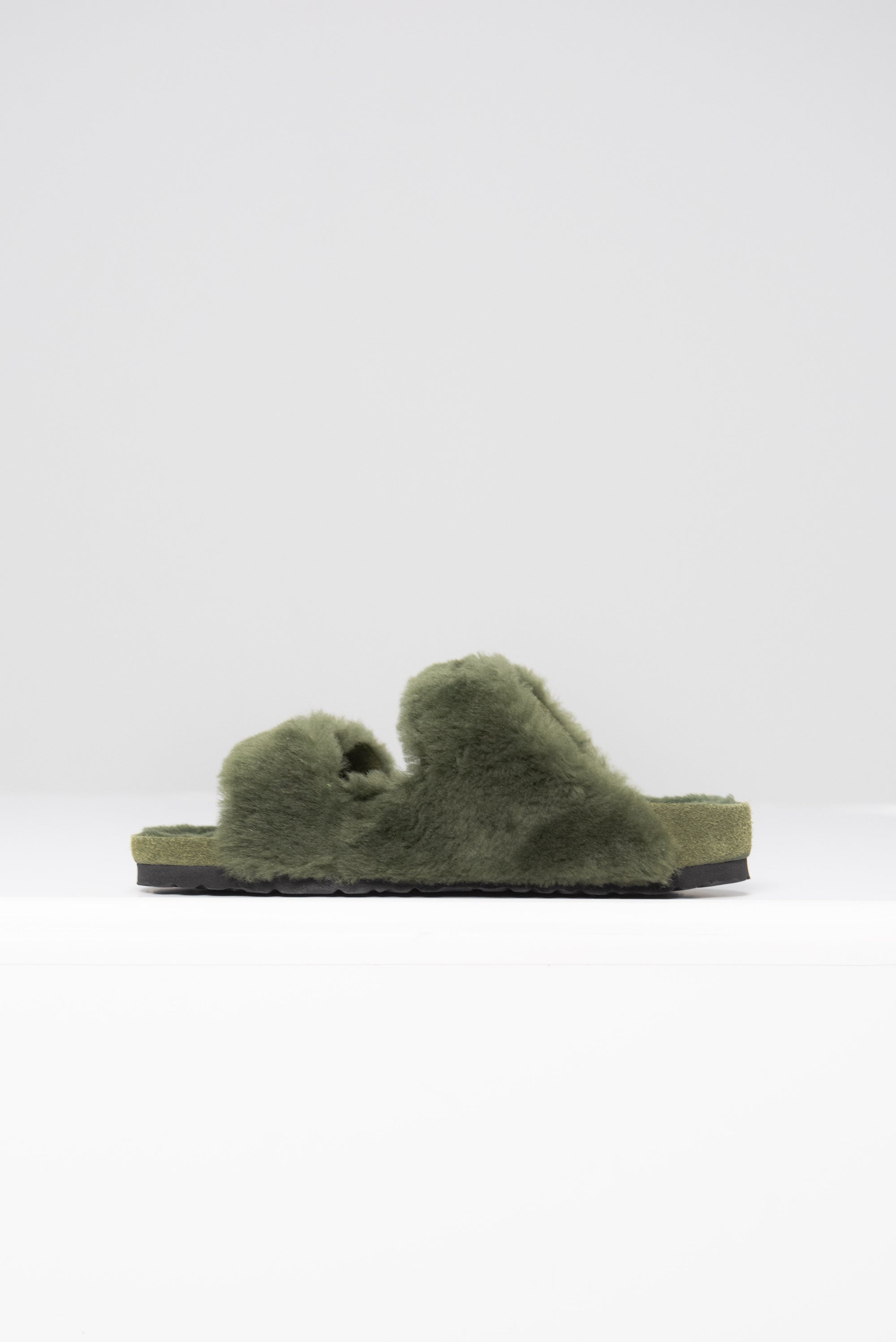 Arizona Shearling Big Buckle, Green