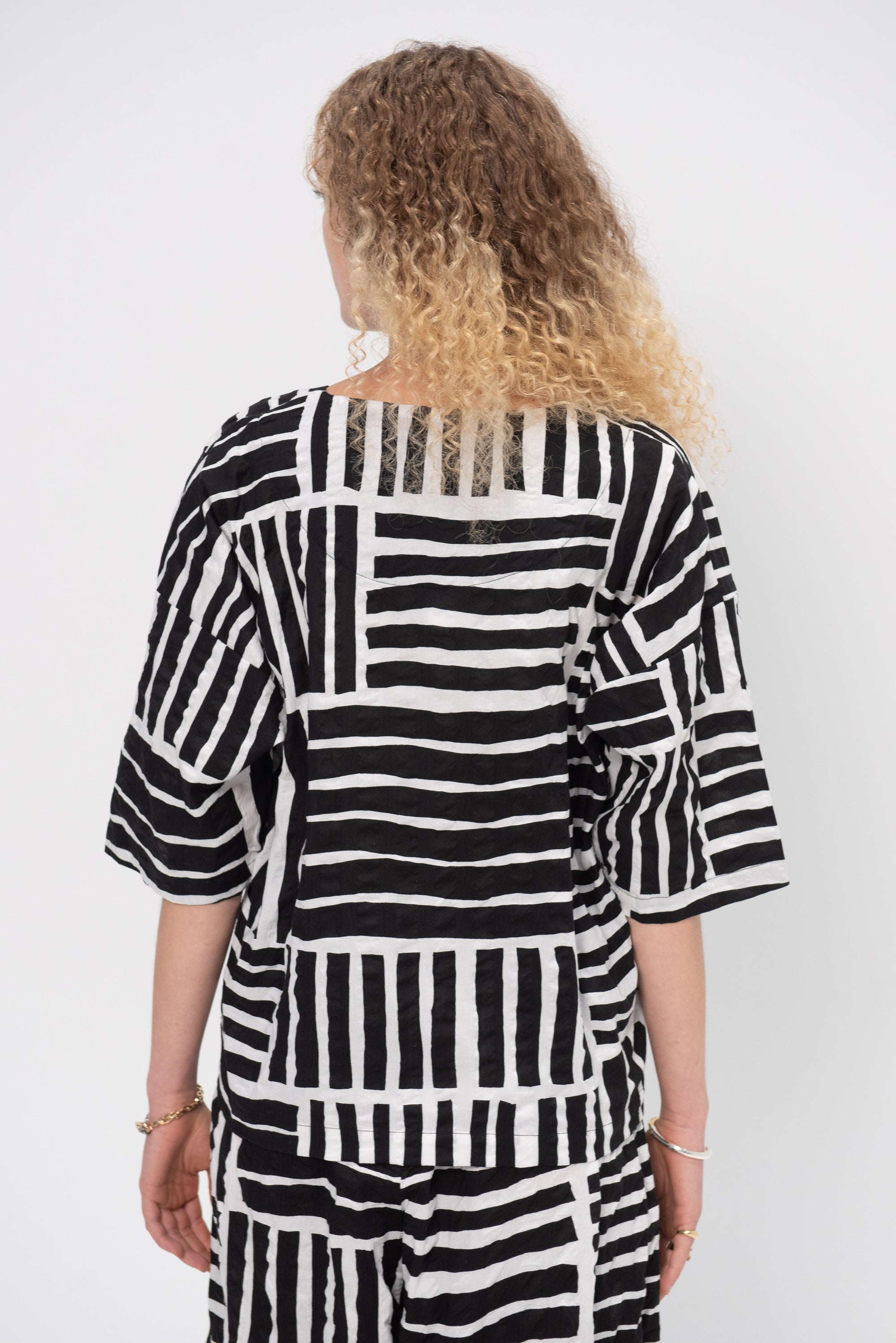 Short Sleeve Square Neck Top, Print Black