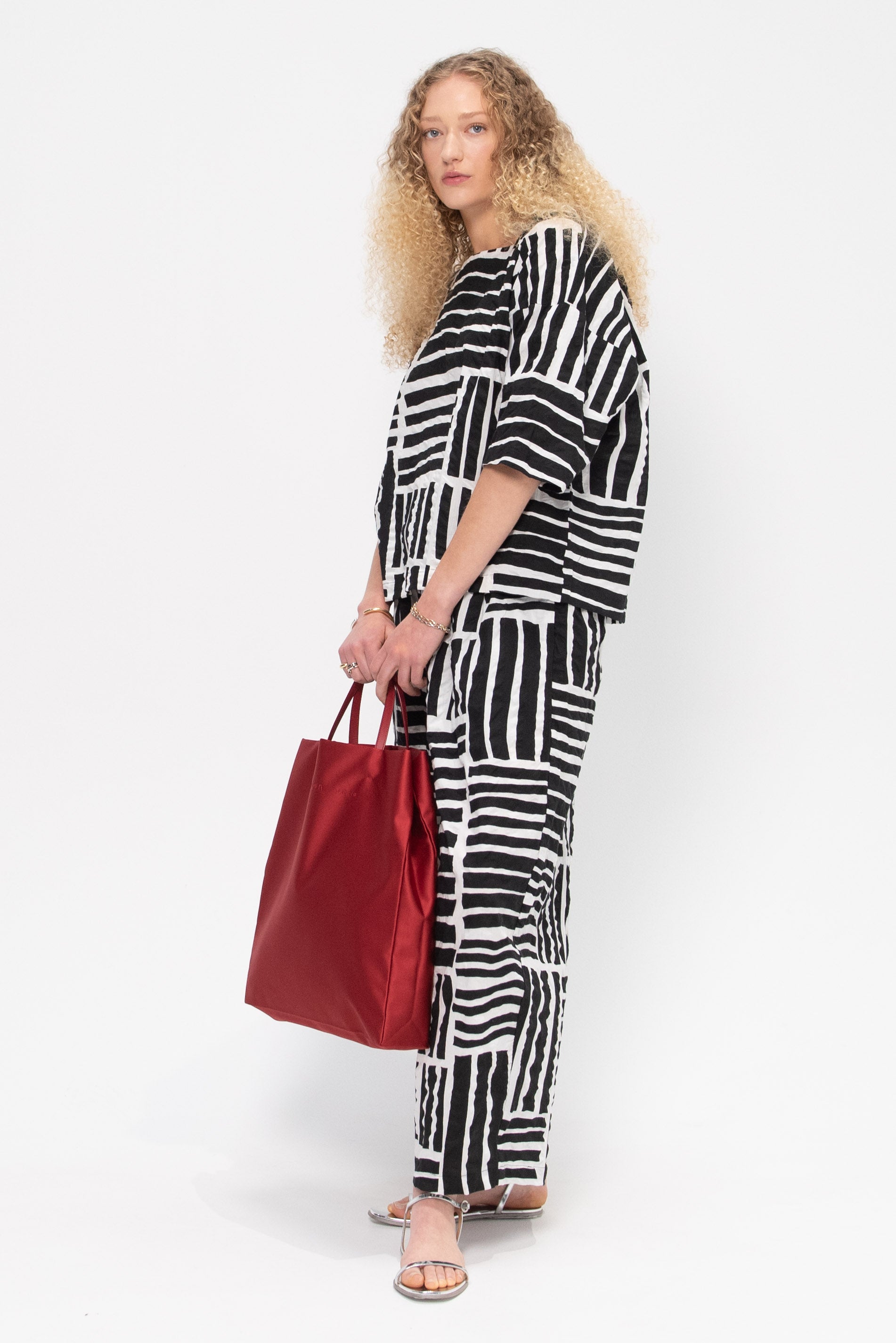 Short Sleeve Square Neck Top, Print Black