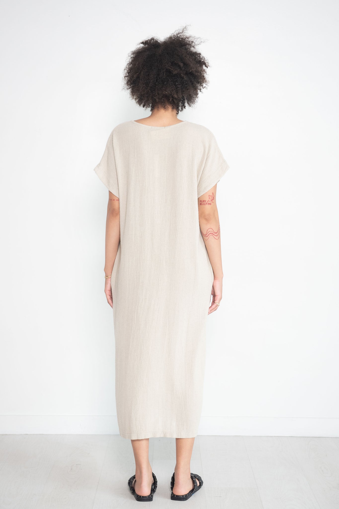 Black Crane - Long Straight Dress, Natural