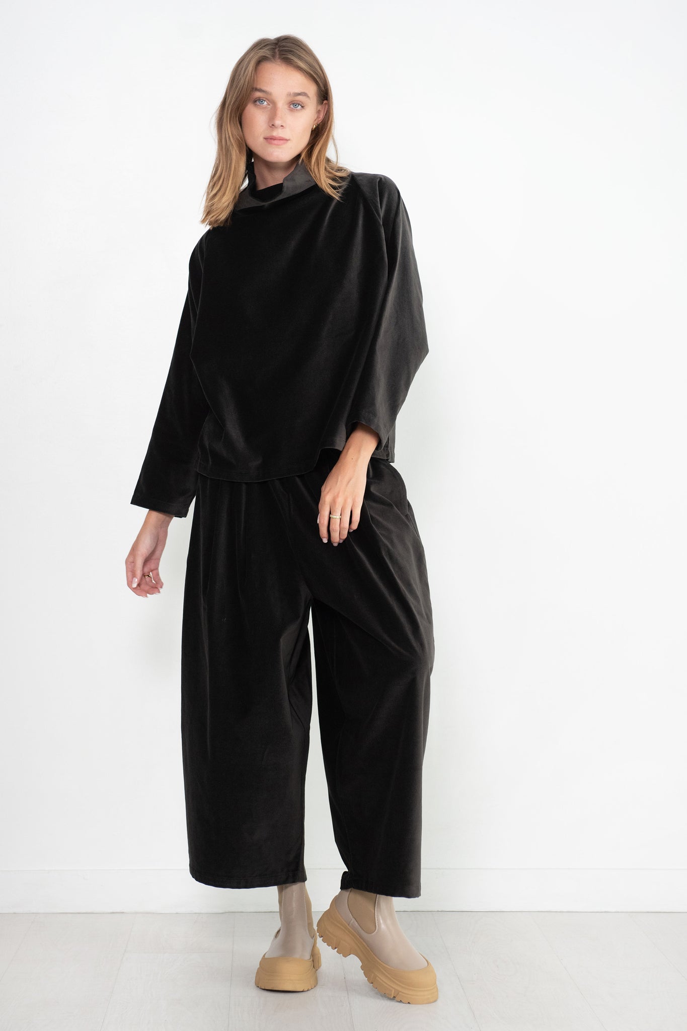 Black Crane - Wide Pants, Sumi Black