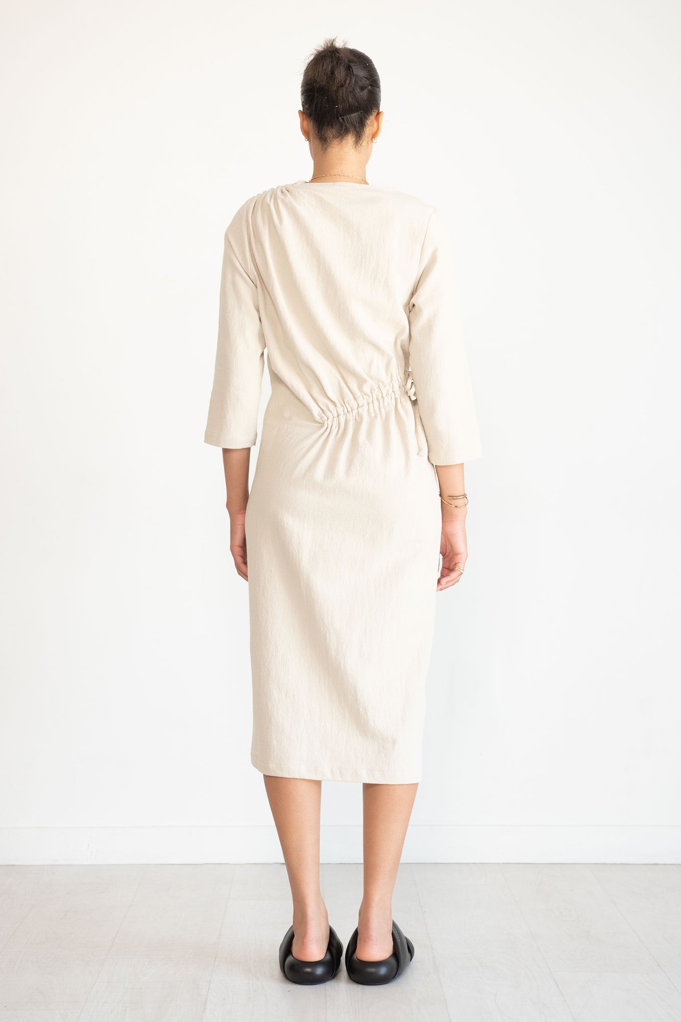 Black Crane - Ruched Dress, Ivory