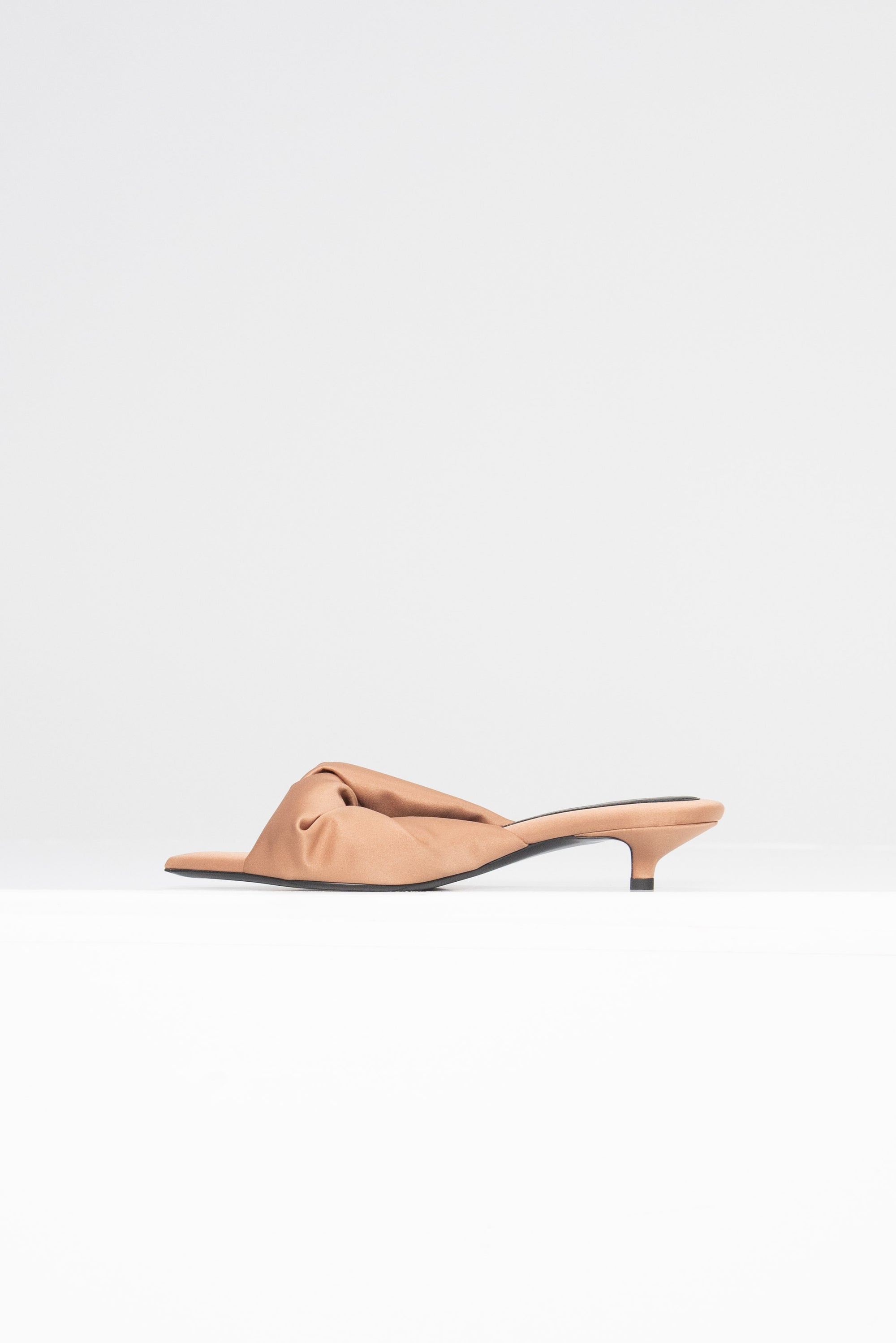 Coupole Knotted Shoe, Nude