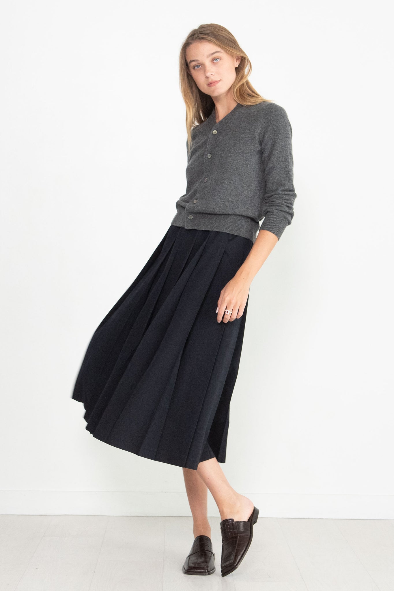 Comme des Garçons - Pleated Skirt, Navy