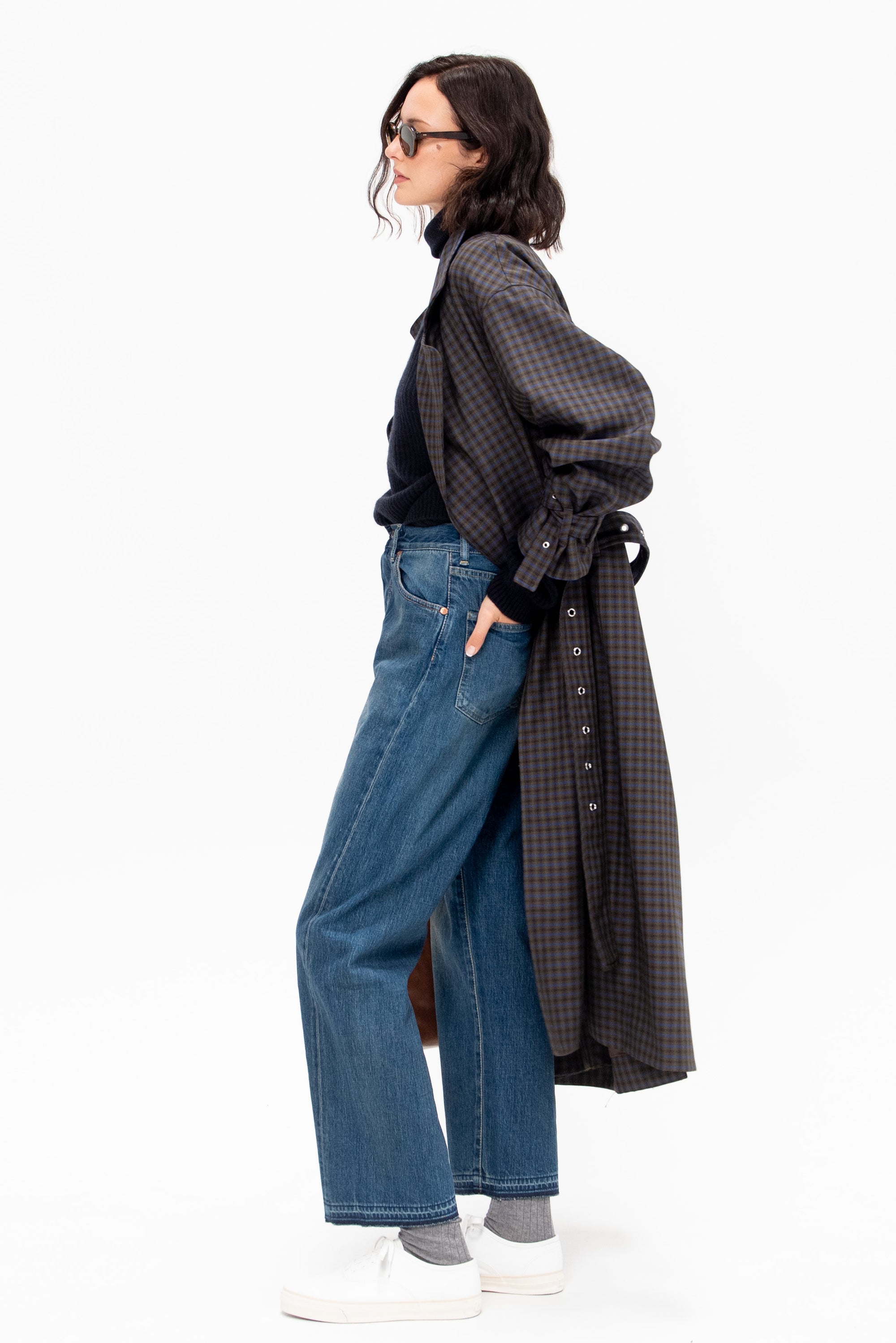Monroe Cut Selvedge Denim, Dark Distress