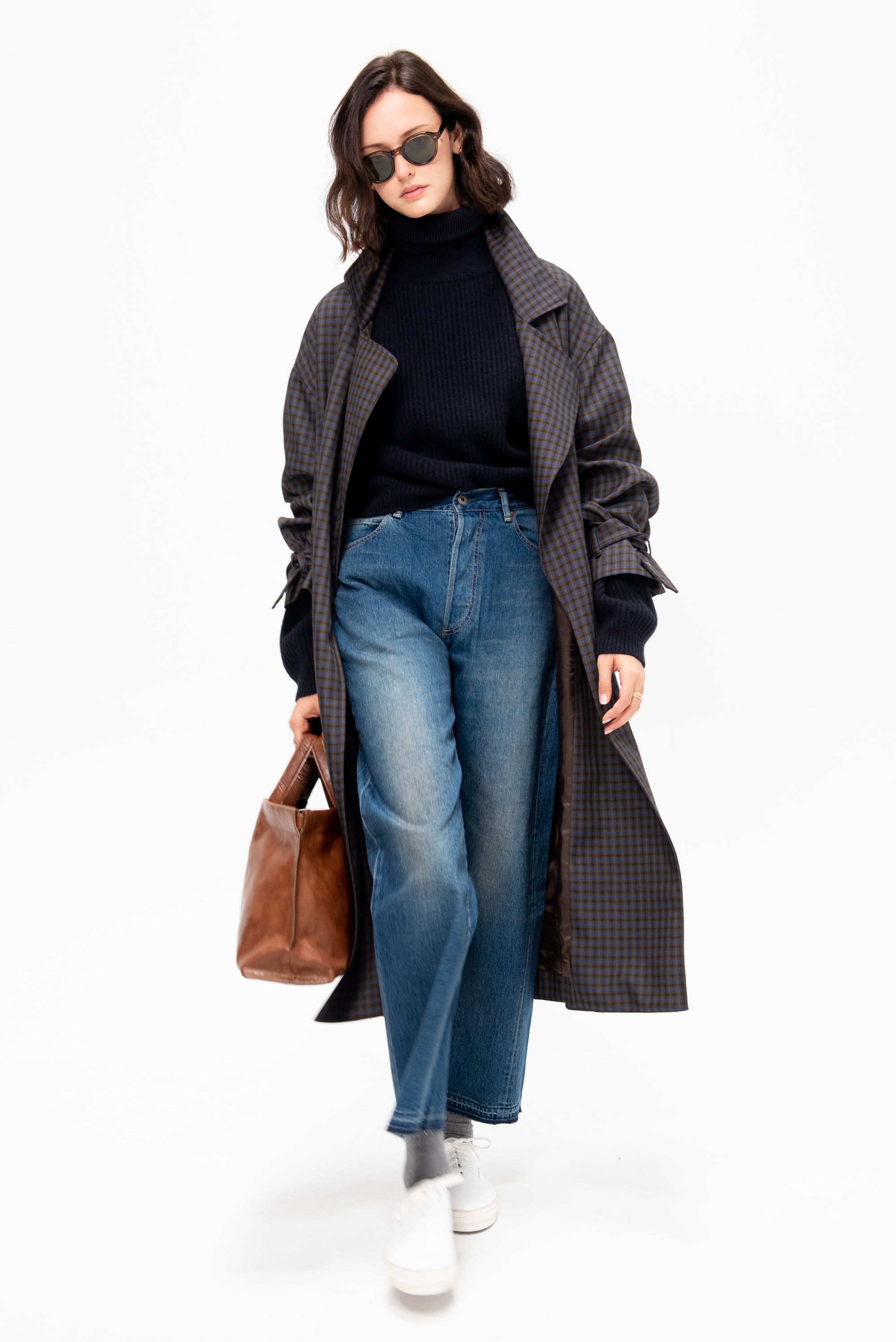 Monroe Cut Selvedge Denim, Dark Distress