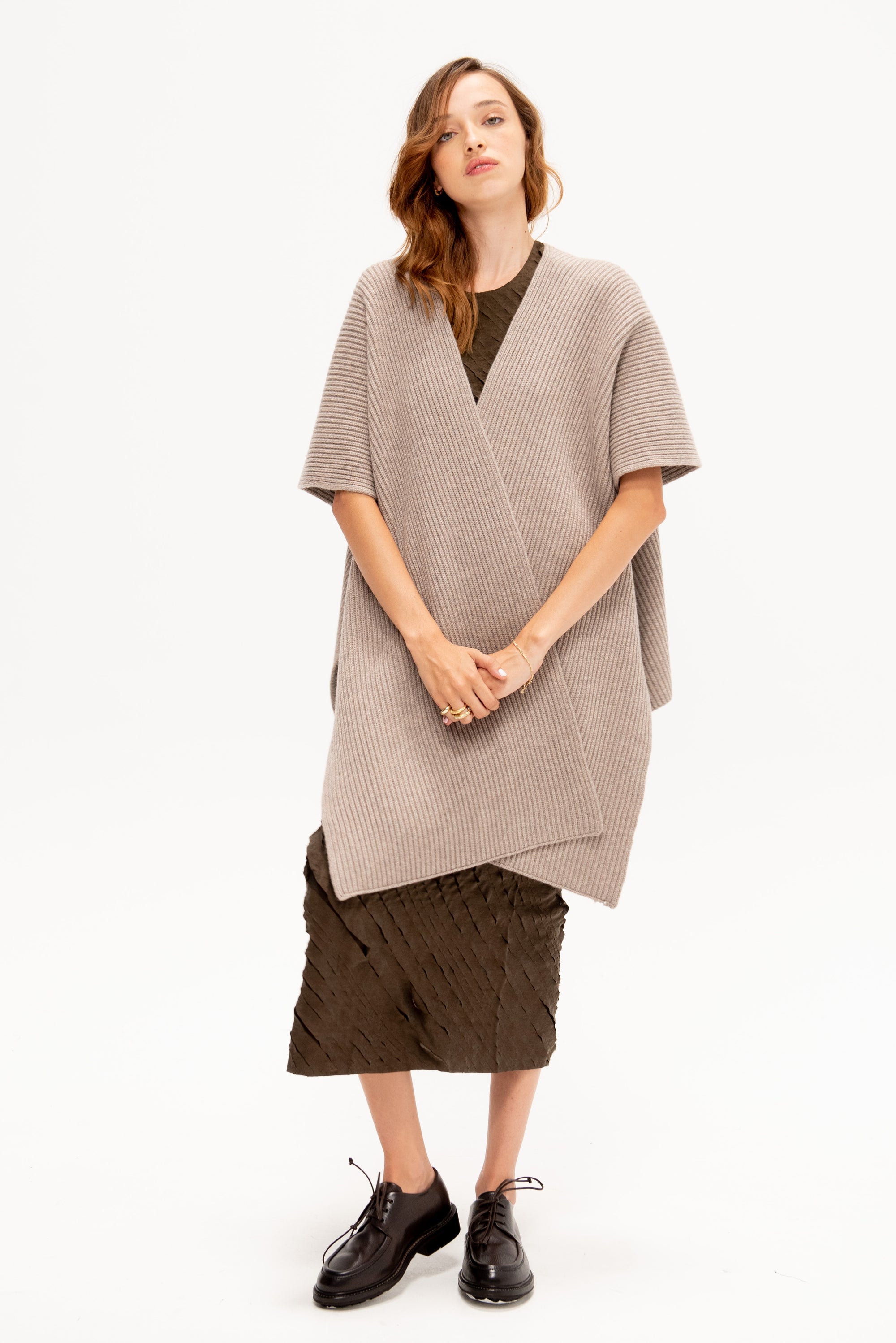Kriella - Poncho Scarf, Macademia