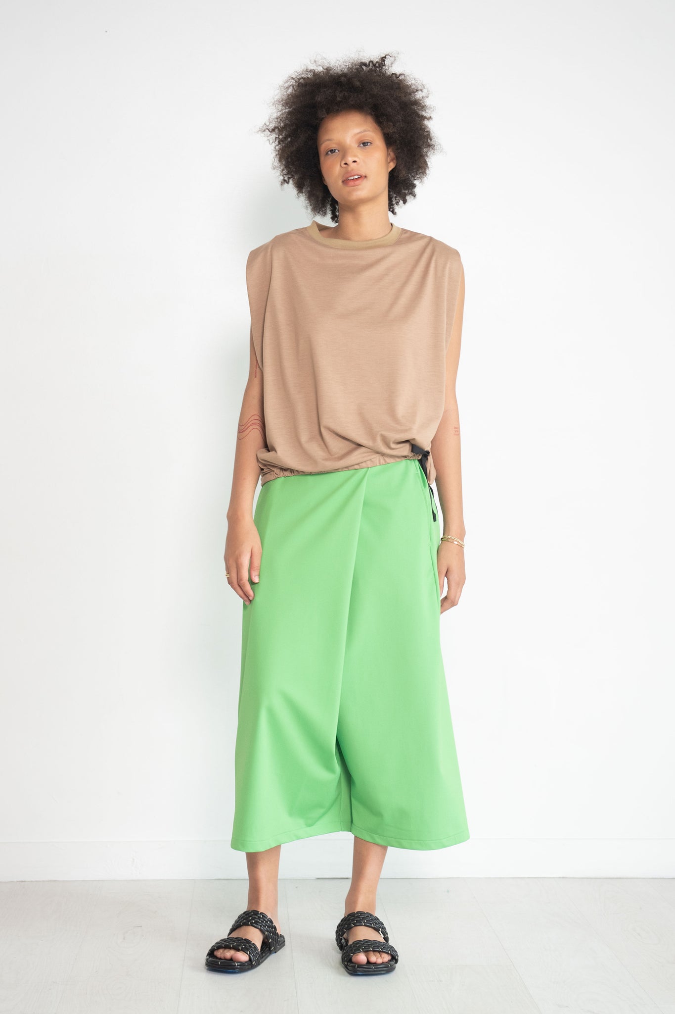 Cog the Big Smoke - Danna Top, Sand