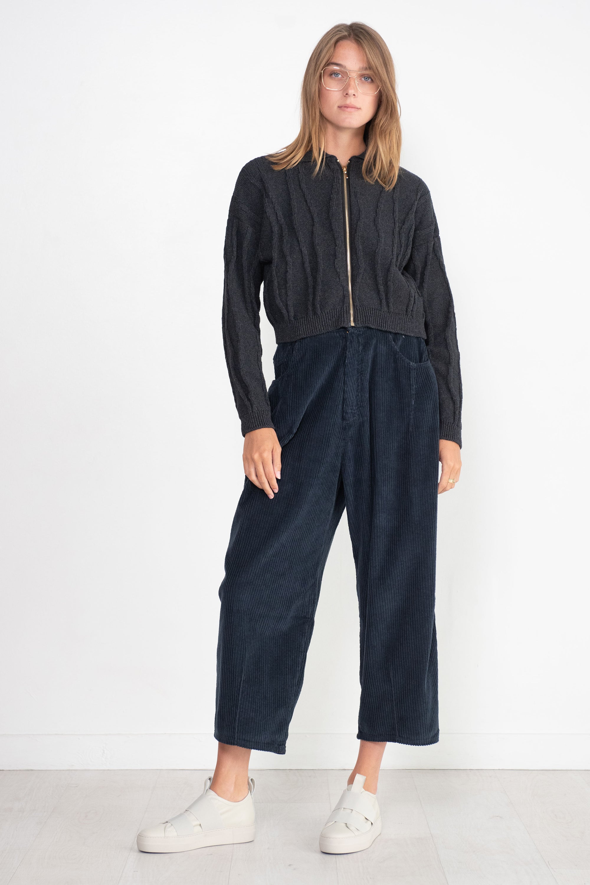 Cordera Cotton & Wool Carrot Pants - Navy