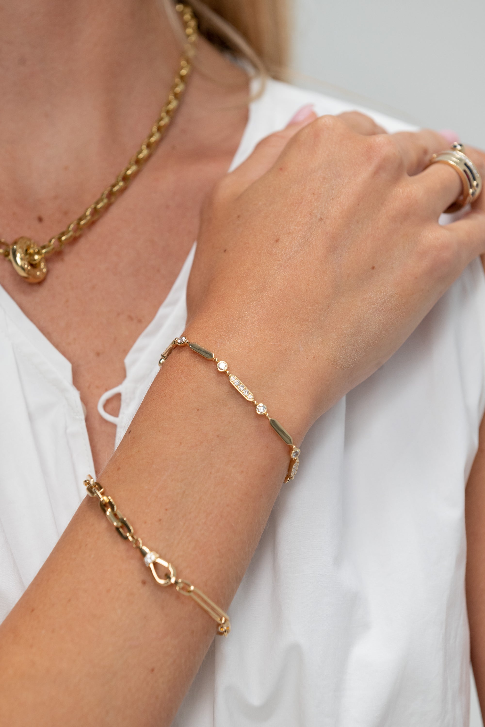 Plain &amp; White Diamond Merveilles Bracelet, Yellow Gold