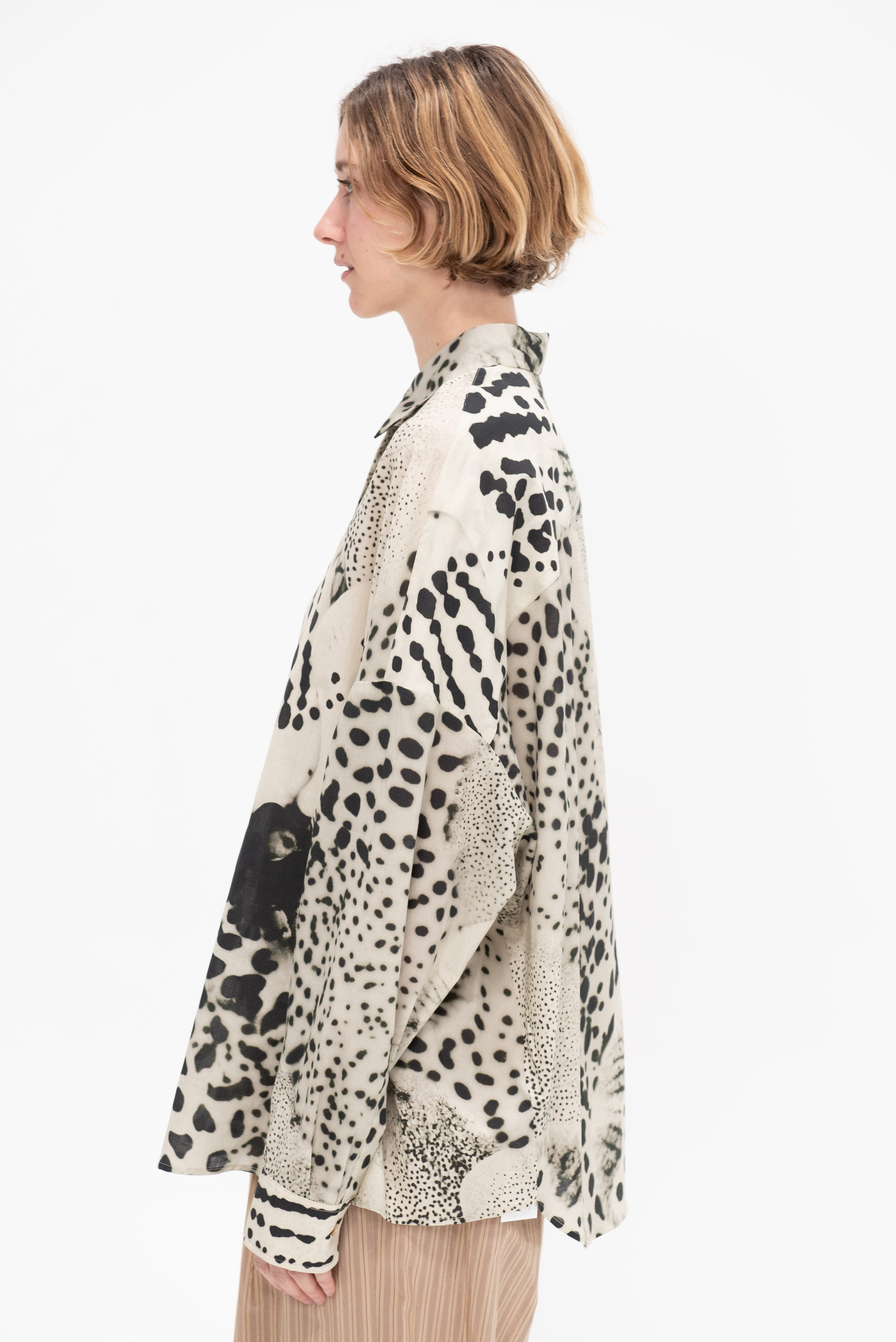 Dries Van Noten Orchid Petal Shirt, Black – Kick Pleat