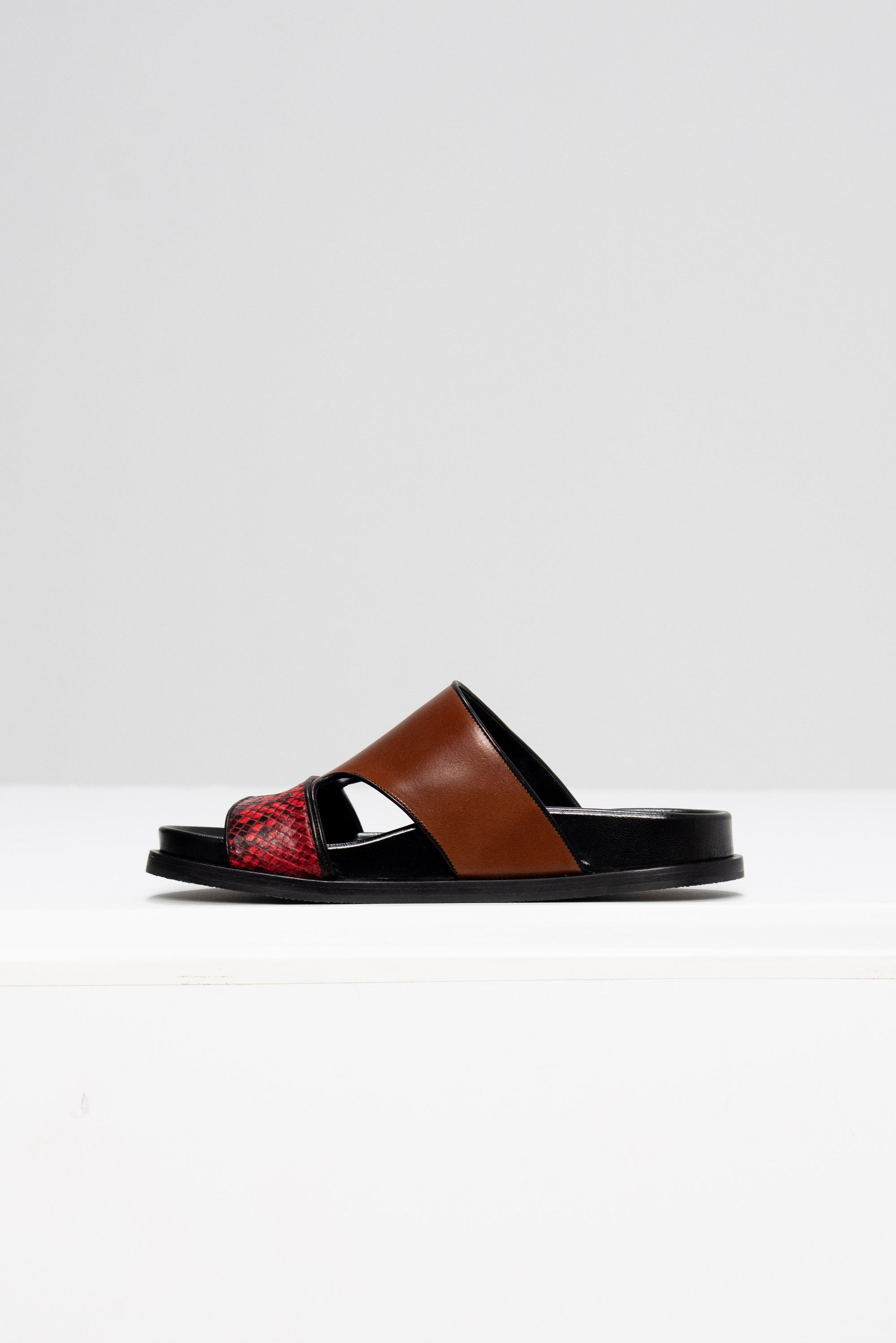Sandal, Tan