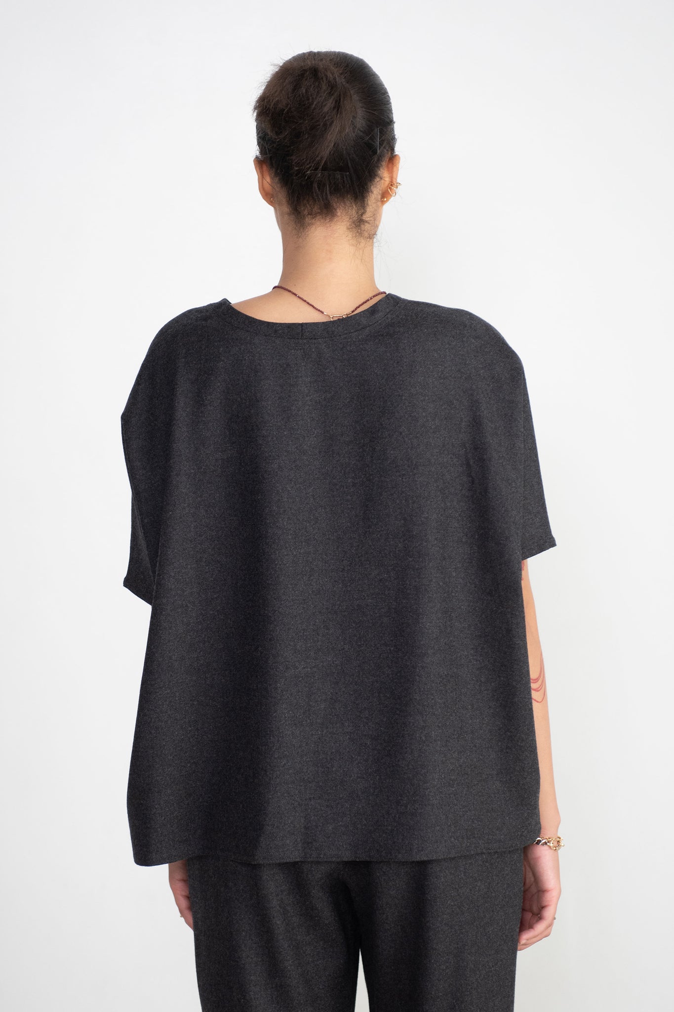 Dušan - Easy T-Shirt, Grey