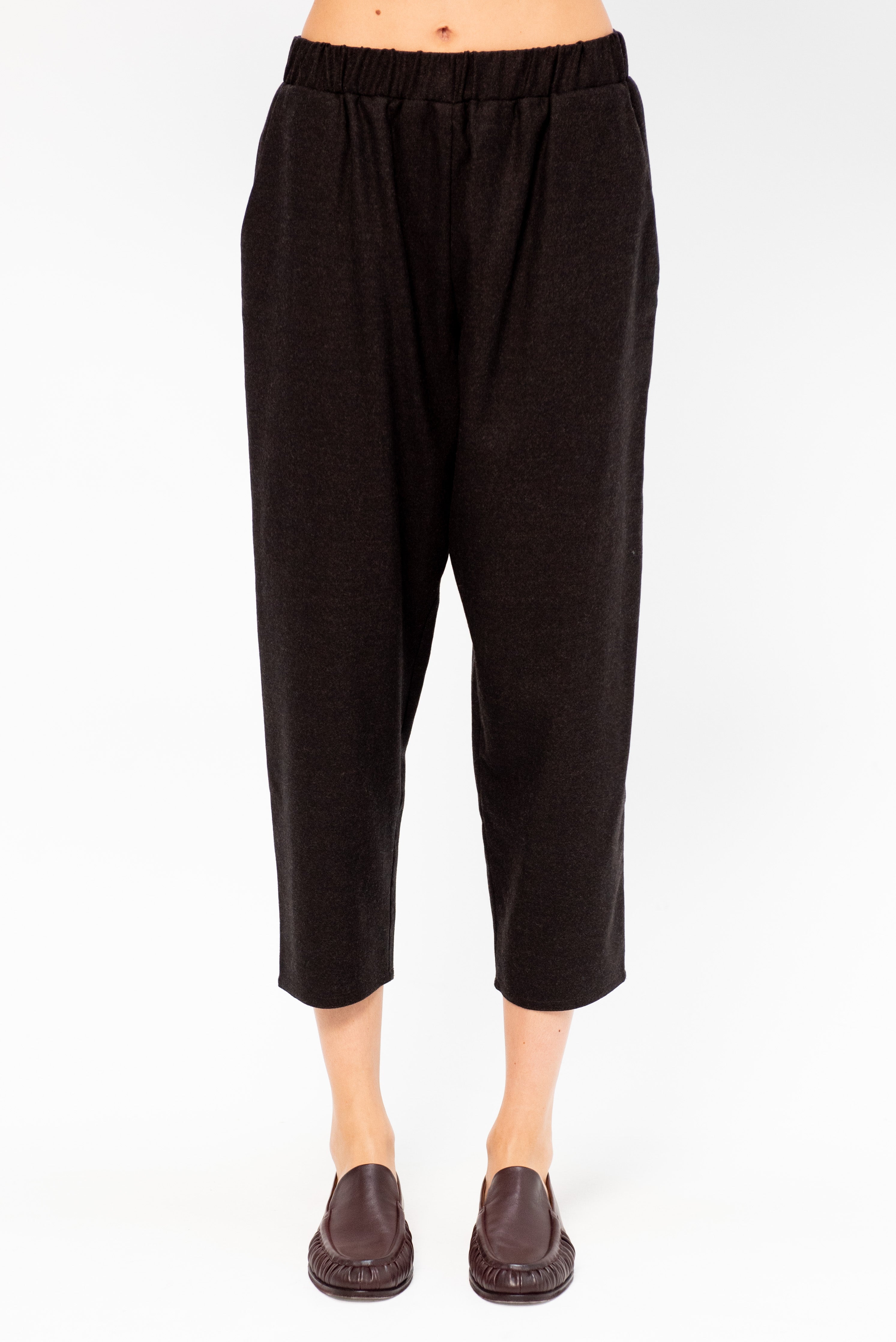 Dusan Flanella Carrot Pants – Kick Pleat