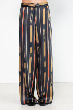Dušan - Full Pants, Riga