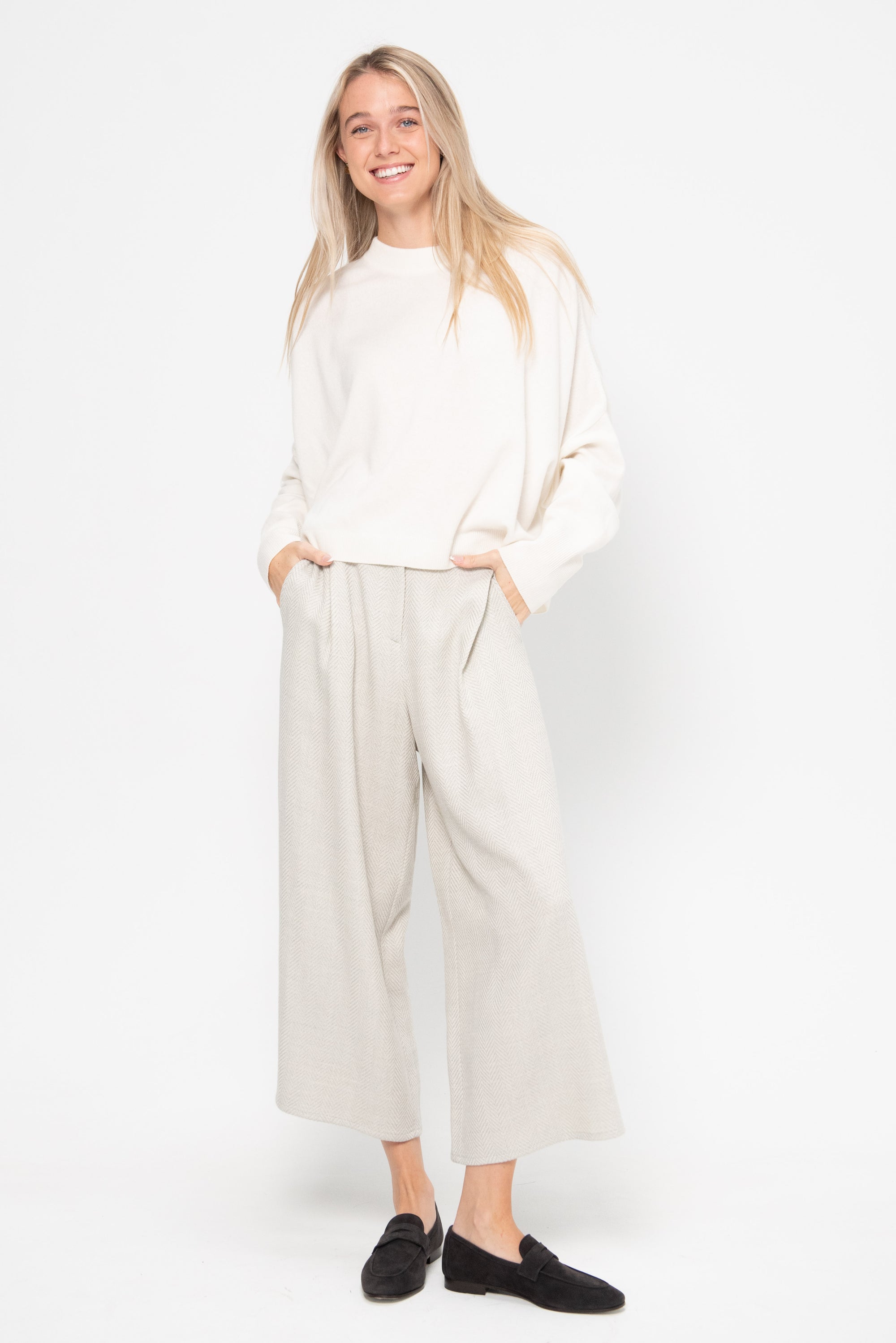 Full Pants Short, Silver Grey