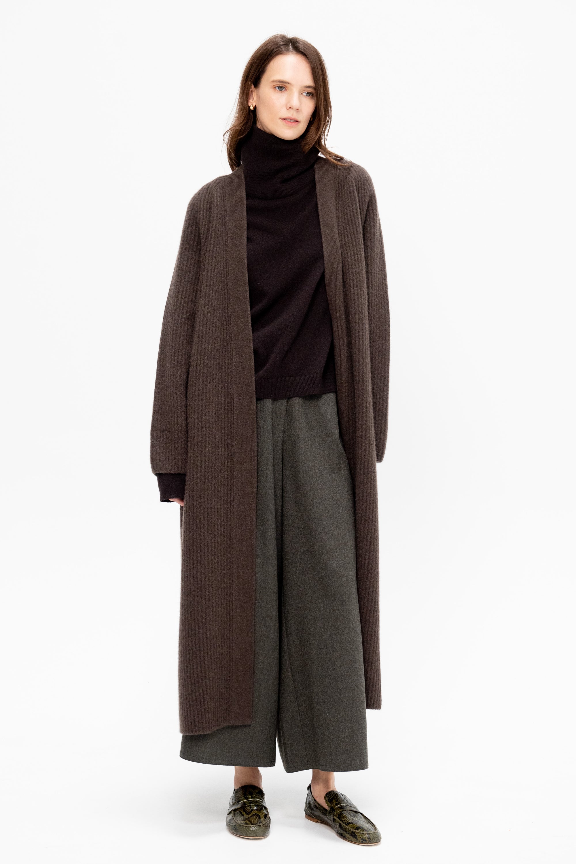 Long Cardigan, Yak