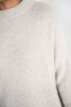 Dušan - Regular Round Neck Sweater, Silver