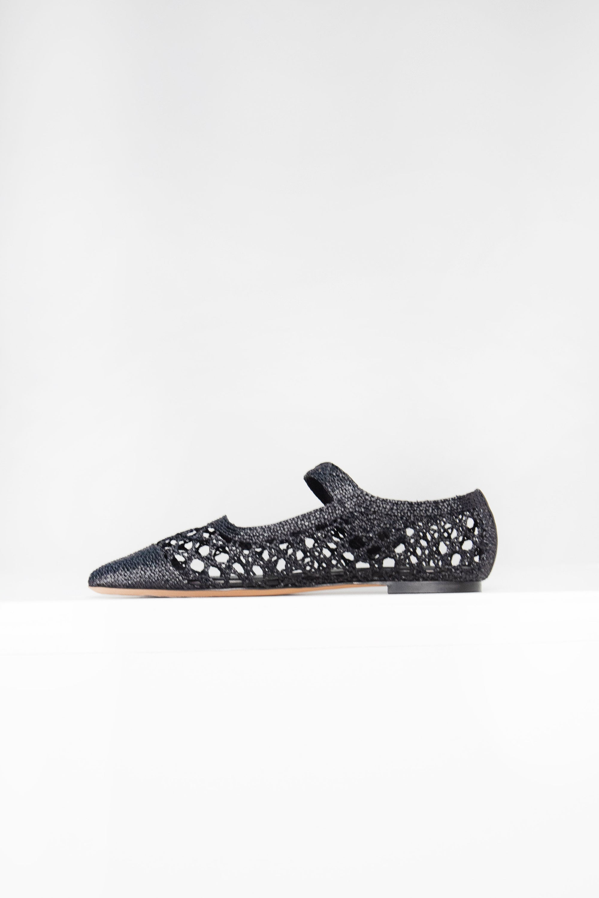 Tramonto, Black Raffia