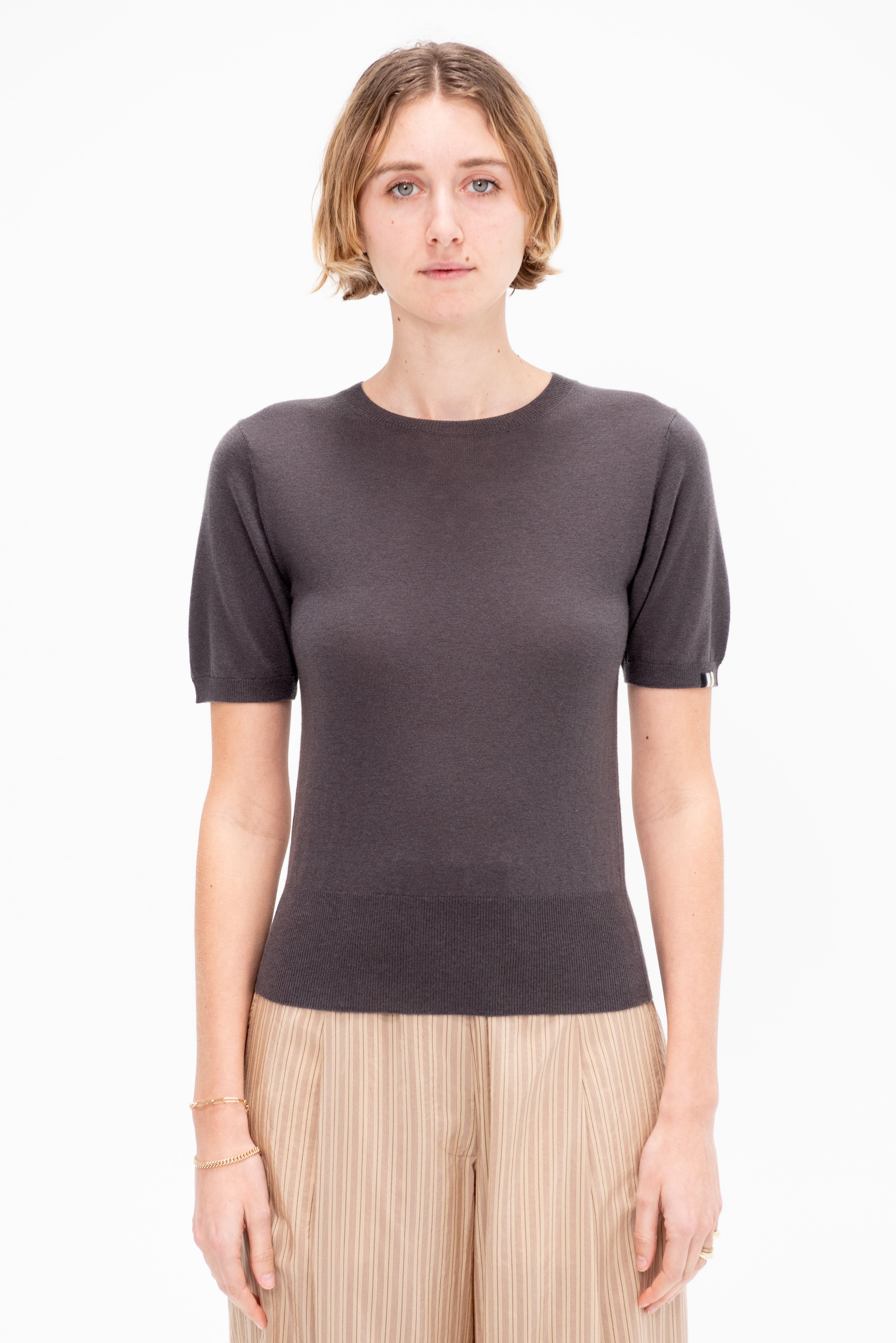 新品未使用　EXTREME CASHMERE short pullover extreme cashmere long-sleeve top unisex – 361 gemini