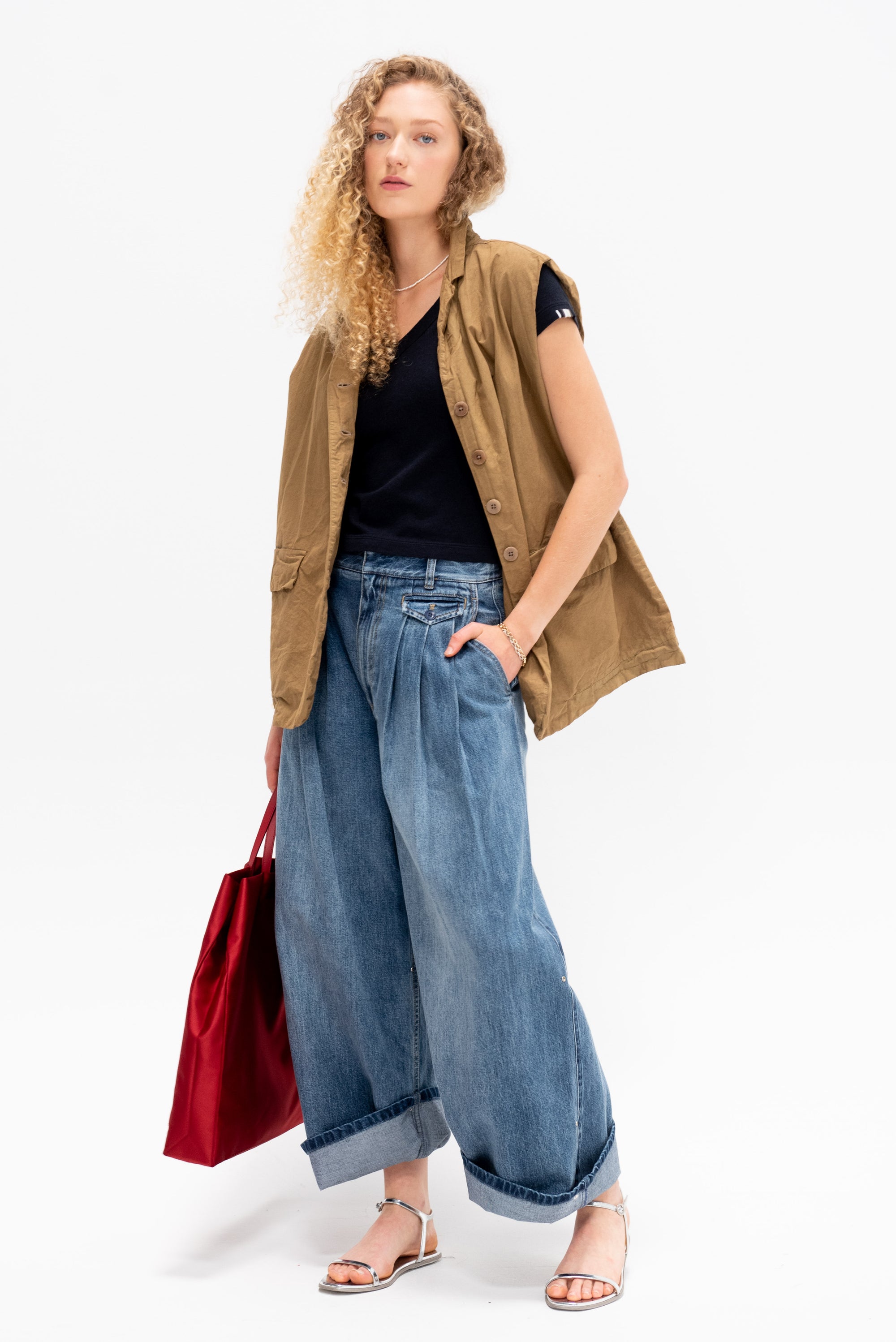 N°404 Vicky, Navy