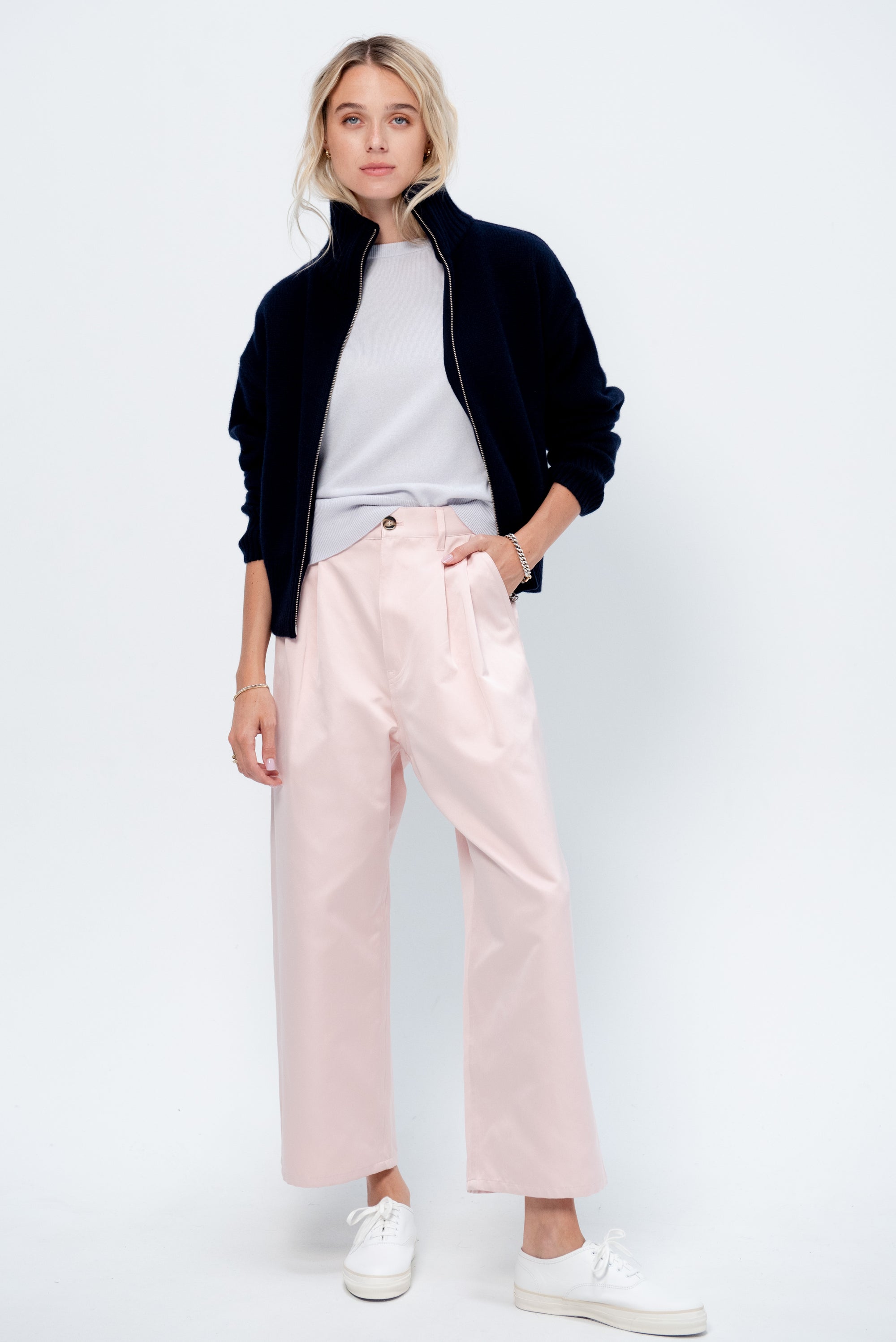 N°438 Xtra Fab, Navy