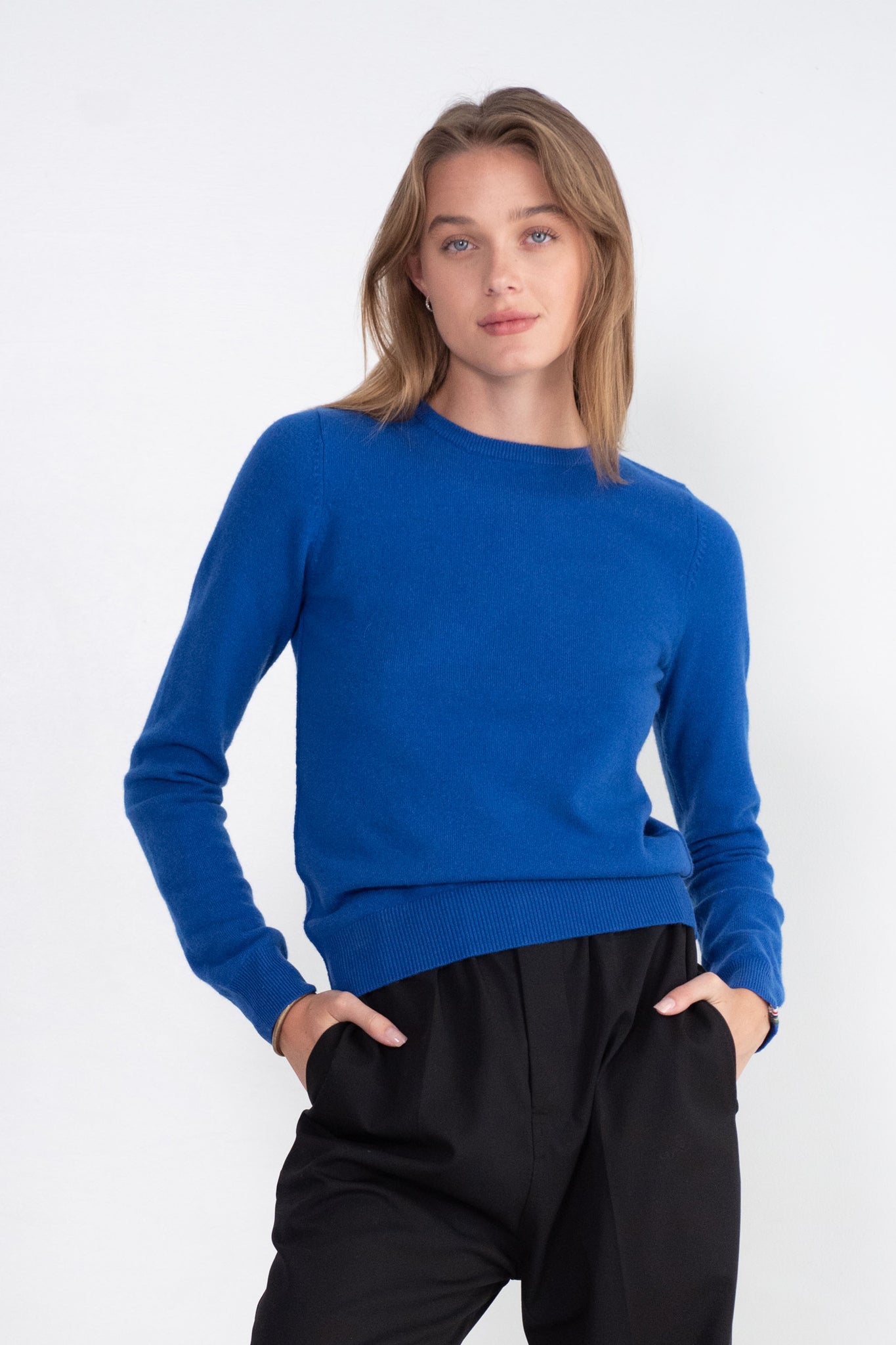 EXTREME CASHMERE – Kick Pleat