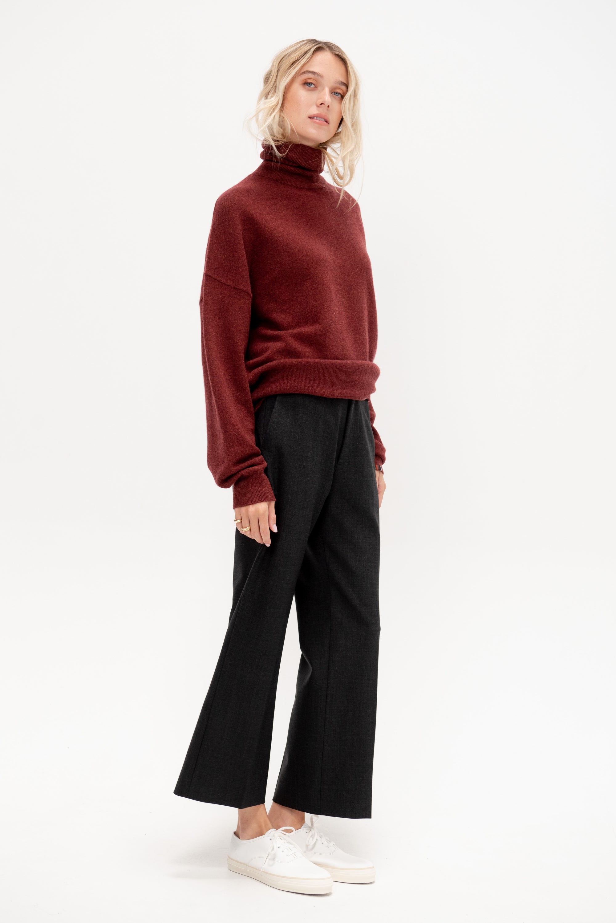 N°204 Jill, Maroon
