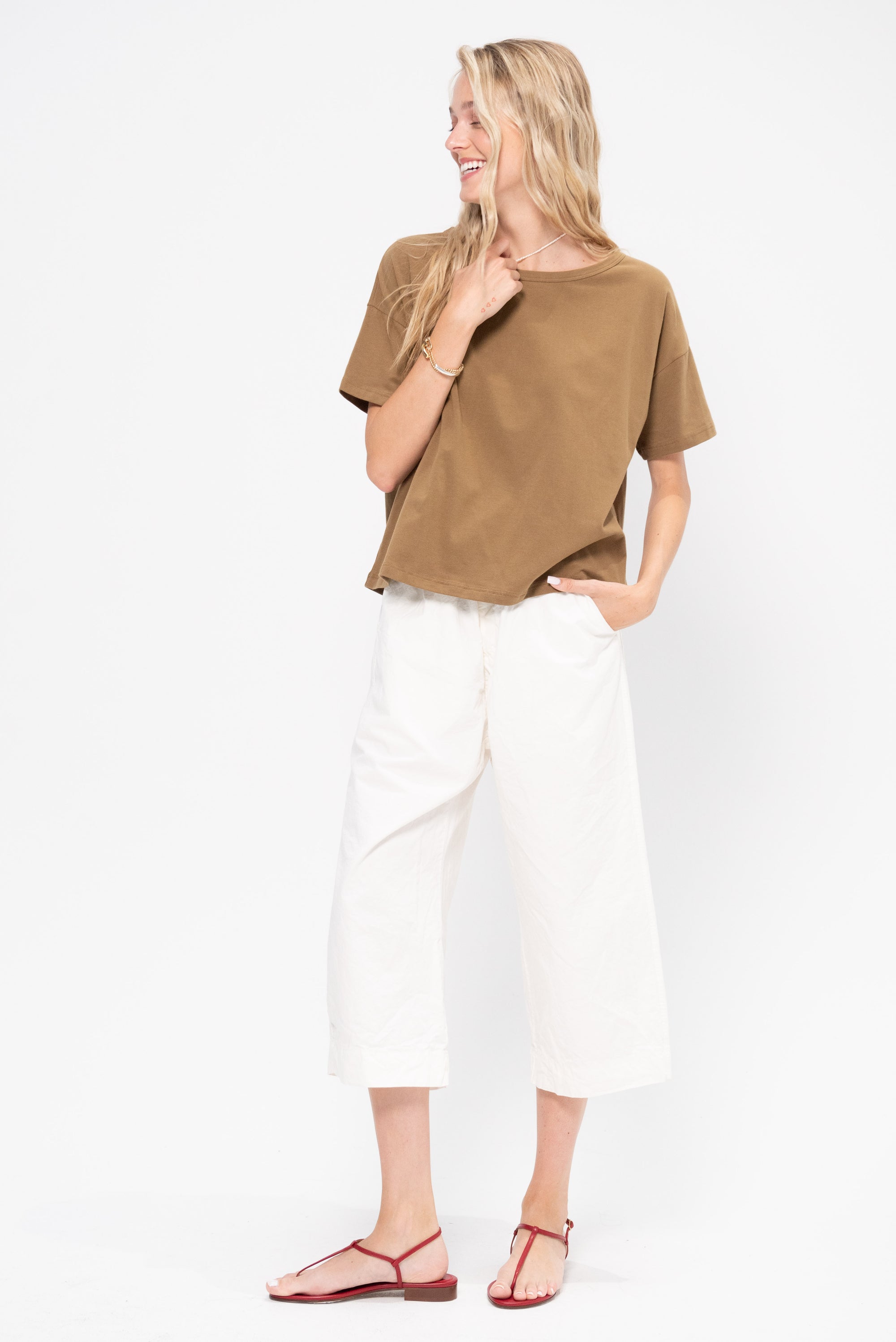 T Shirt Js, Gold