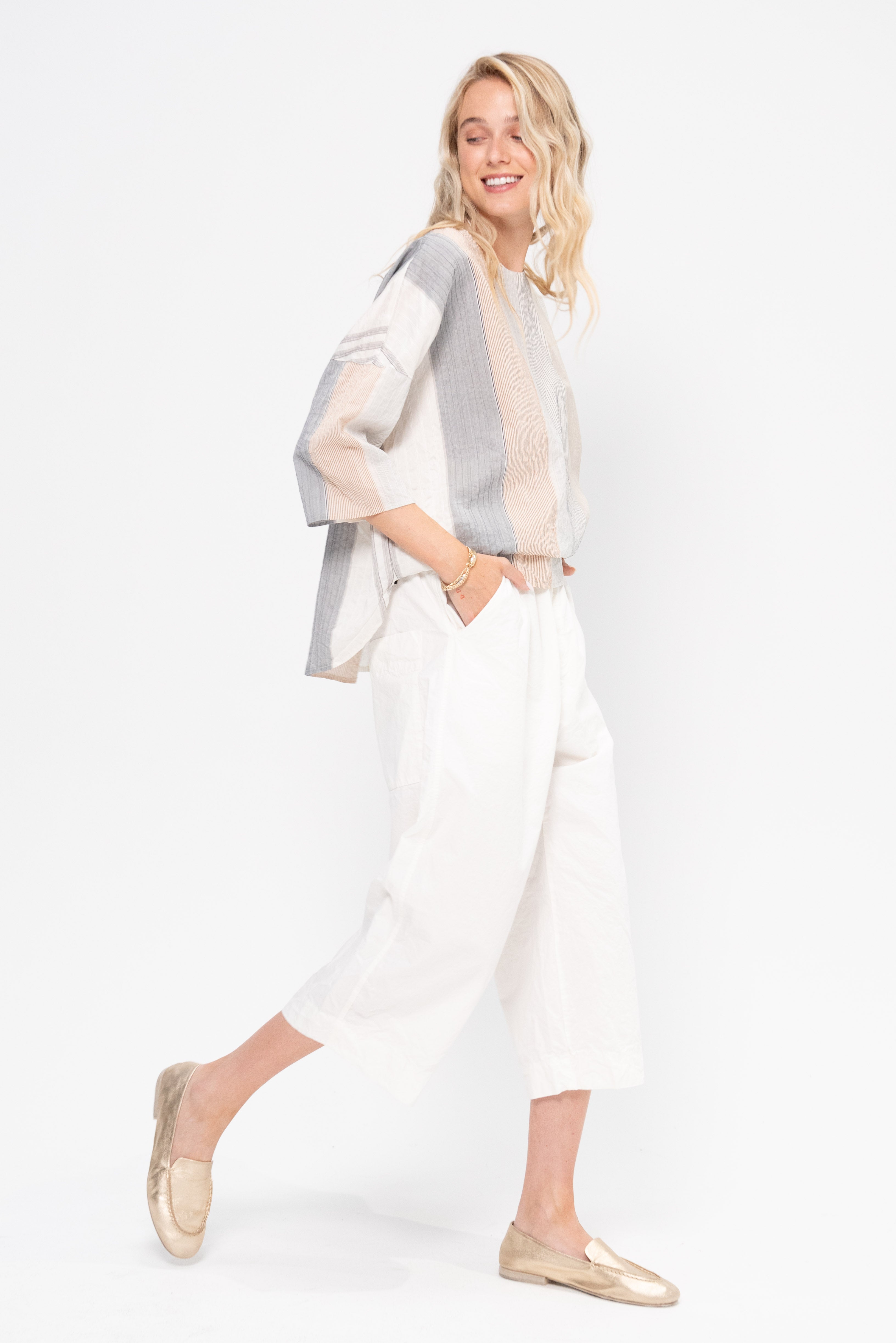 Album di Famiglia Wide & Short Trousers Cc, Milk – Kick Pleat