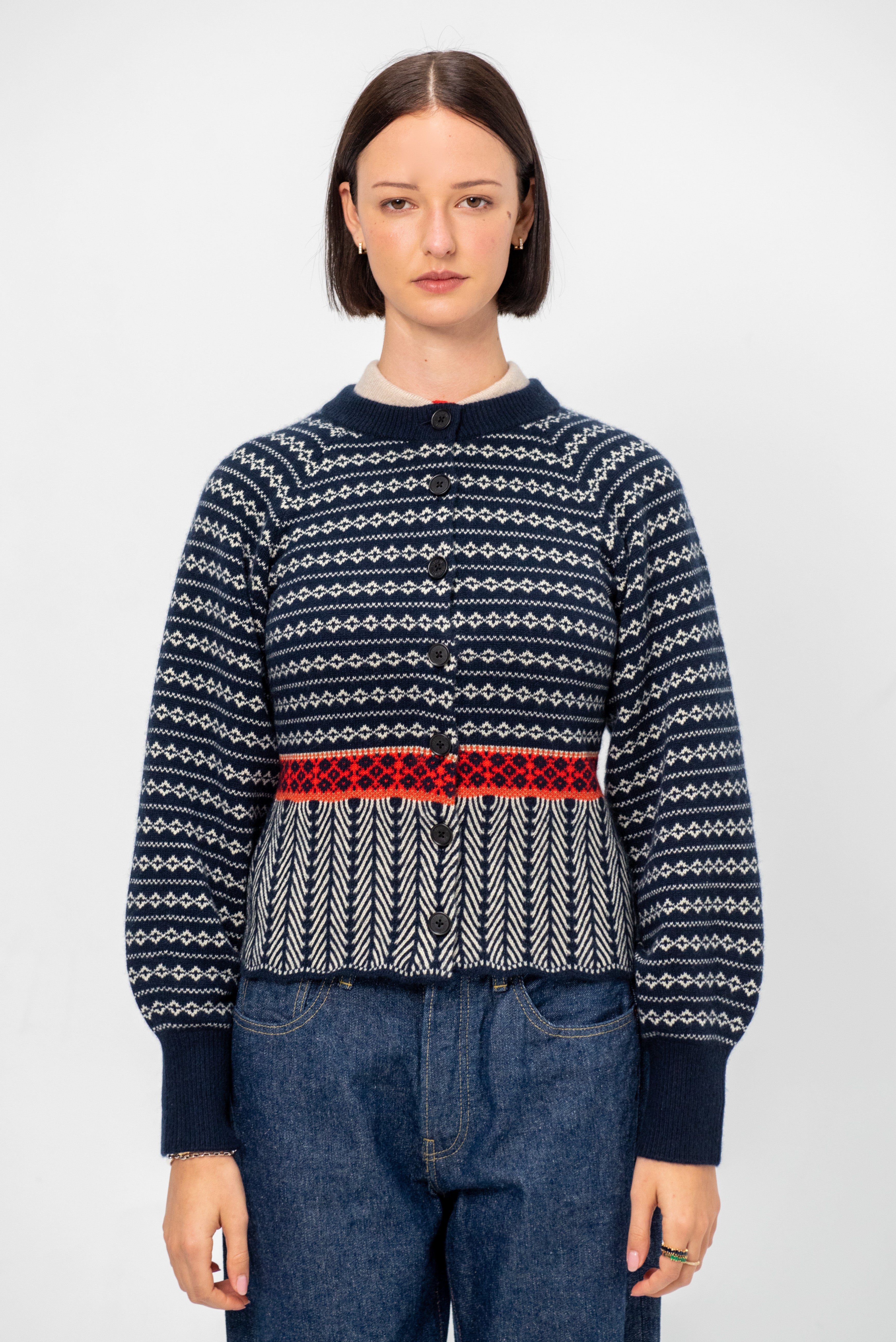 guest-in-r-fairiesle-cardi-16.