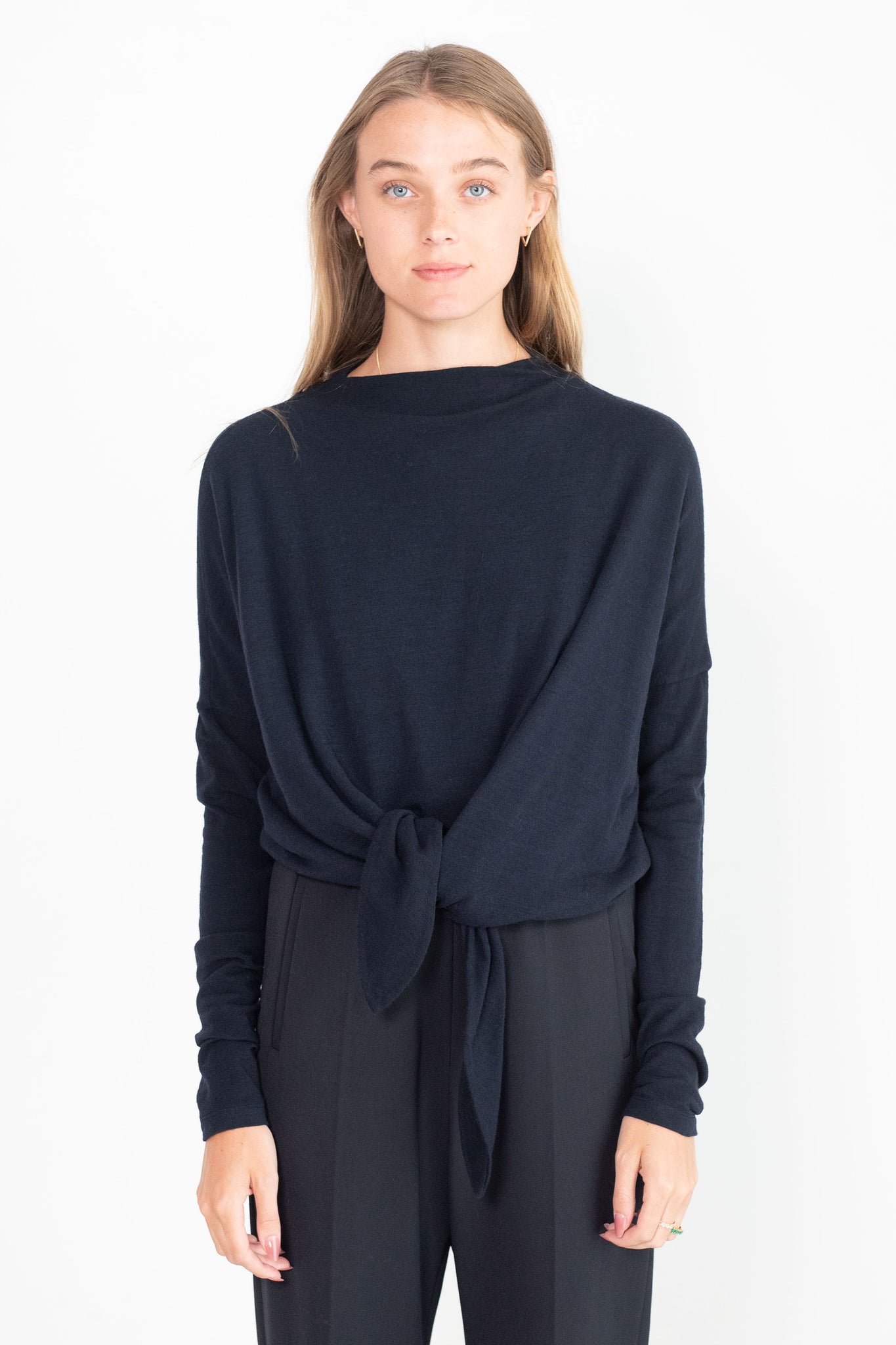 Hache - Knot Sweater, Navy