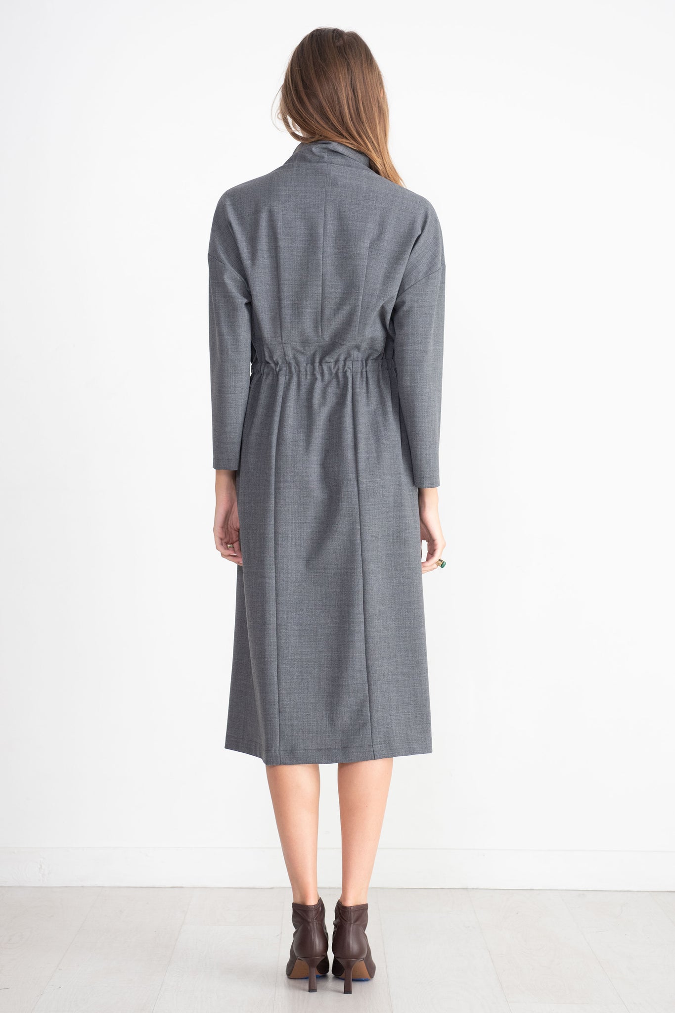 HACHE - Sunny Winter Dress, Light Grey
