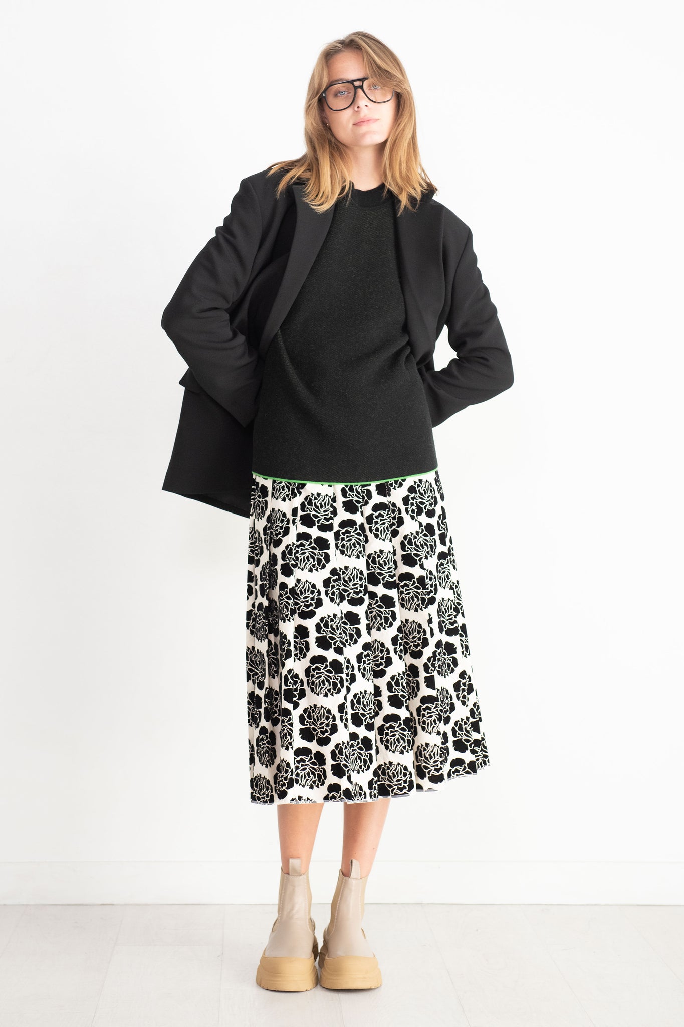 Hache - Winter Skirt, White