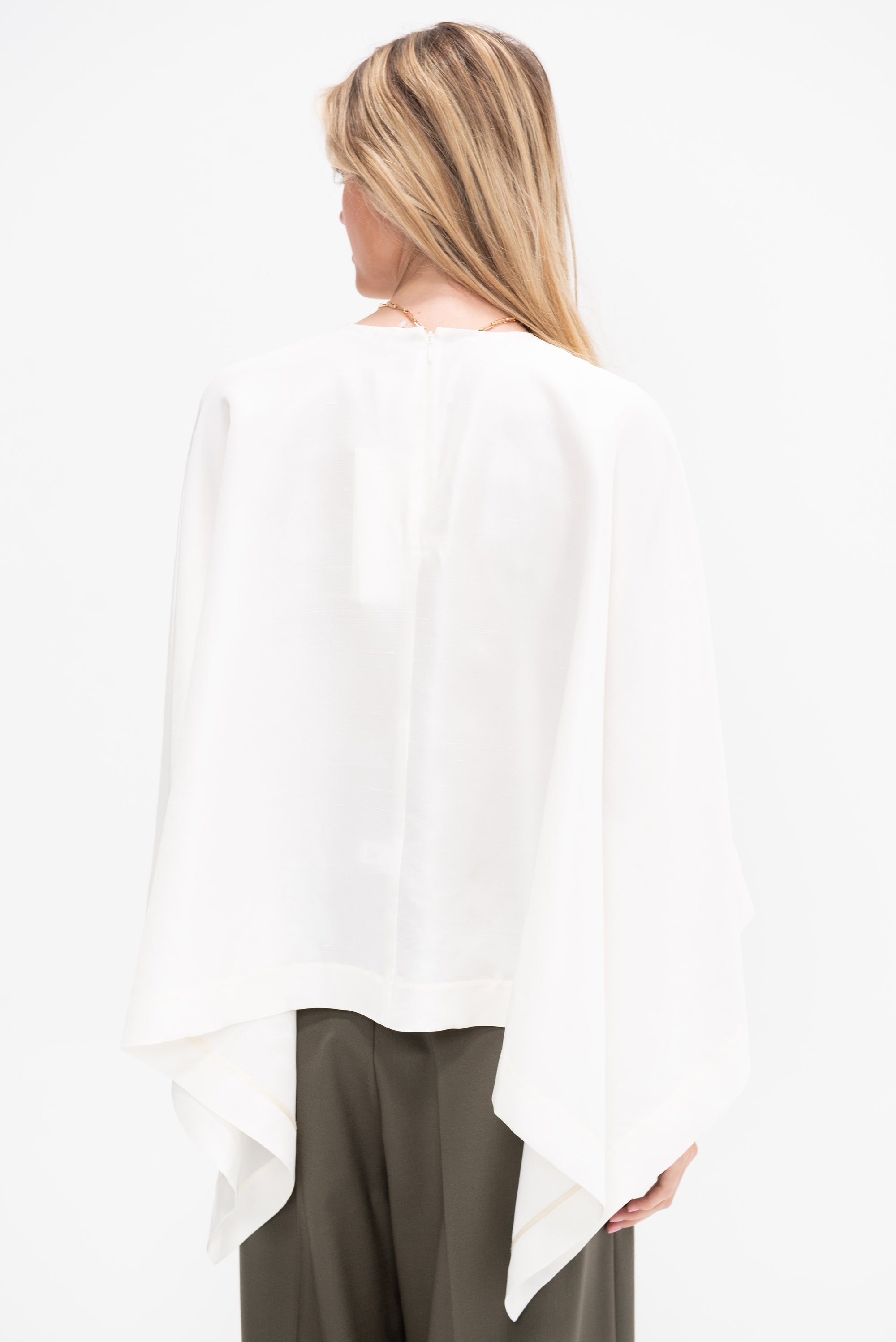 Keri Top, Ivory