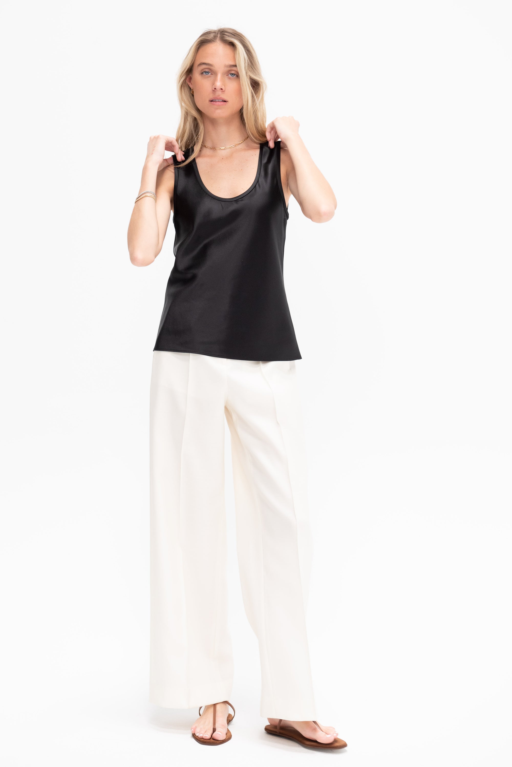 Margot Top, Black