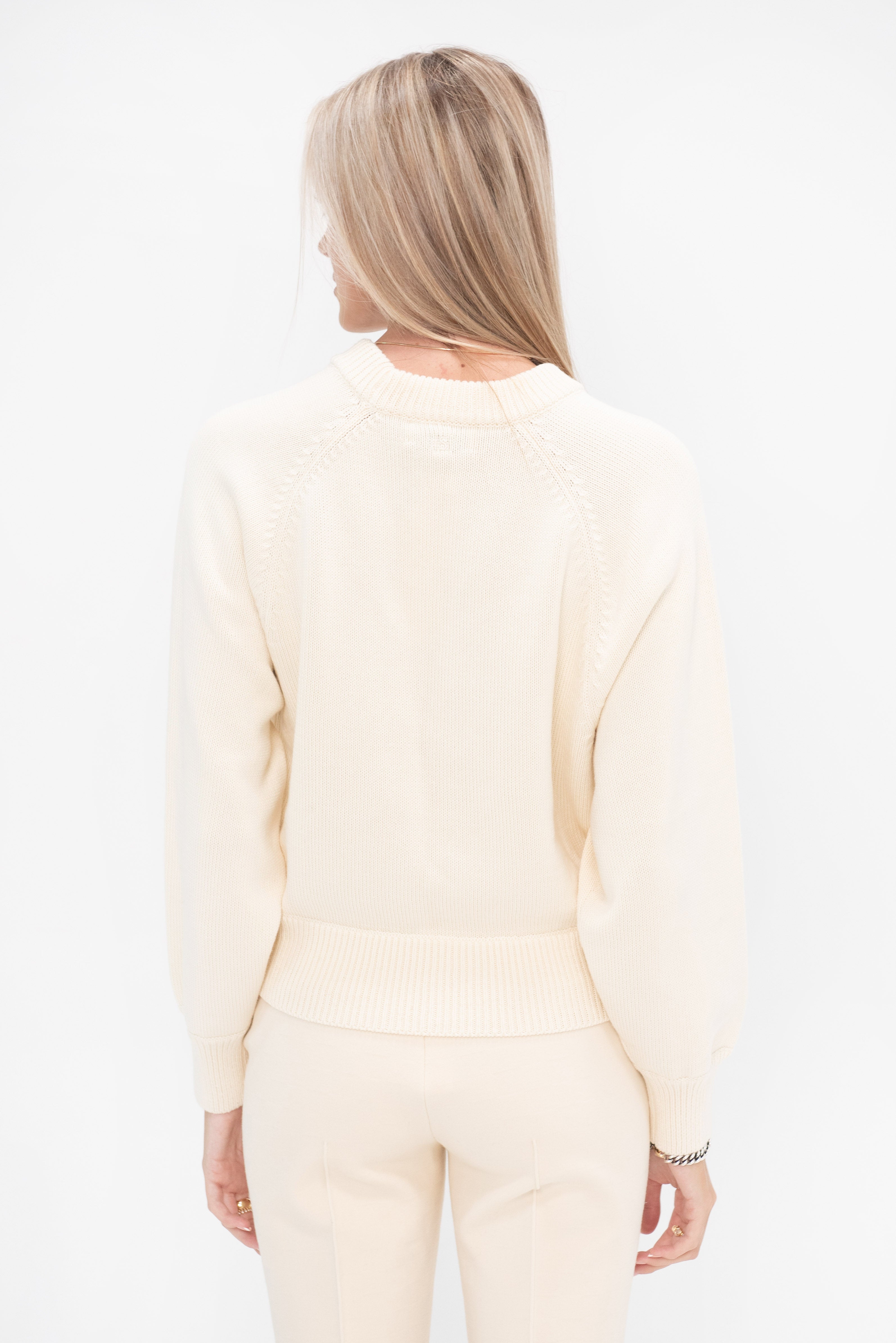 トップス papier Holter knit / white 768203_1200x1200.jpg?v=1682447988
