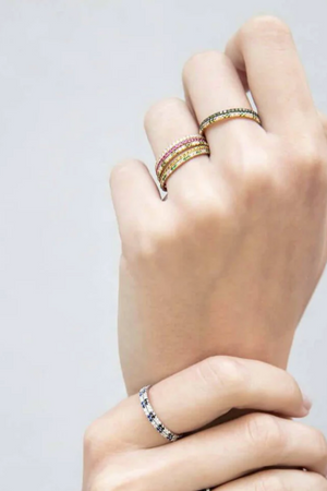 ILEANA MAKRI - Thread Band, Pink Sapphires