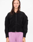 Kone Kone, Black