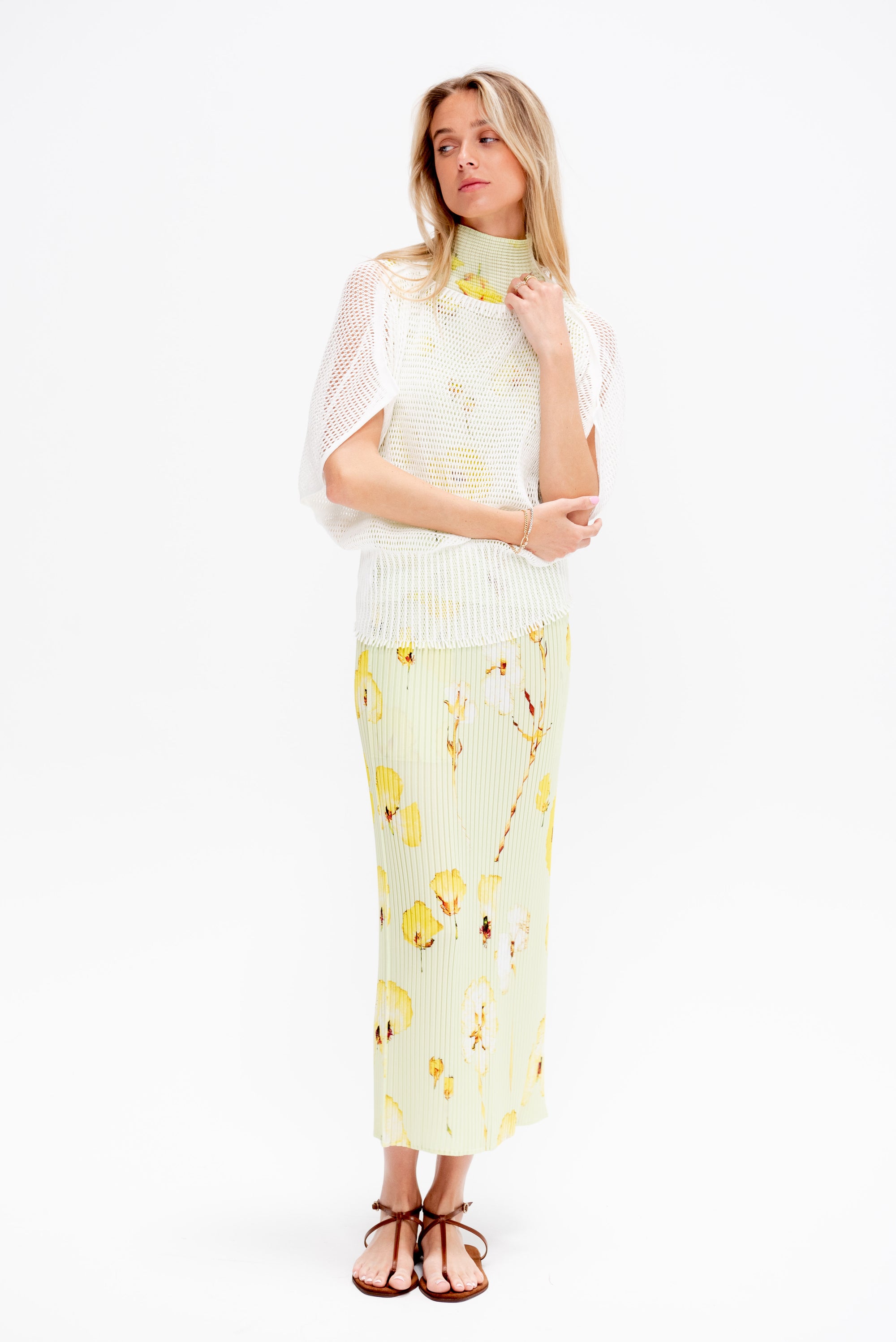 Pressed Flora Pleats, Pytalos