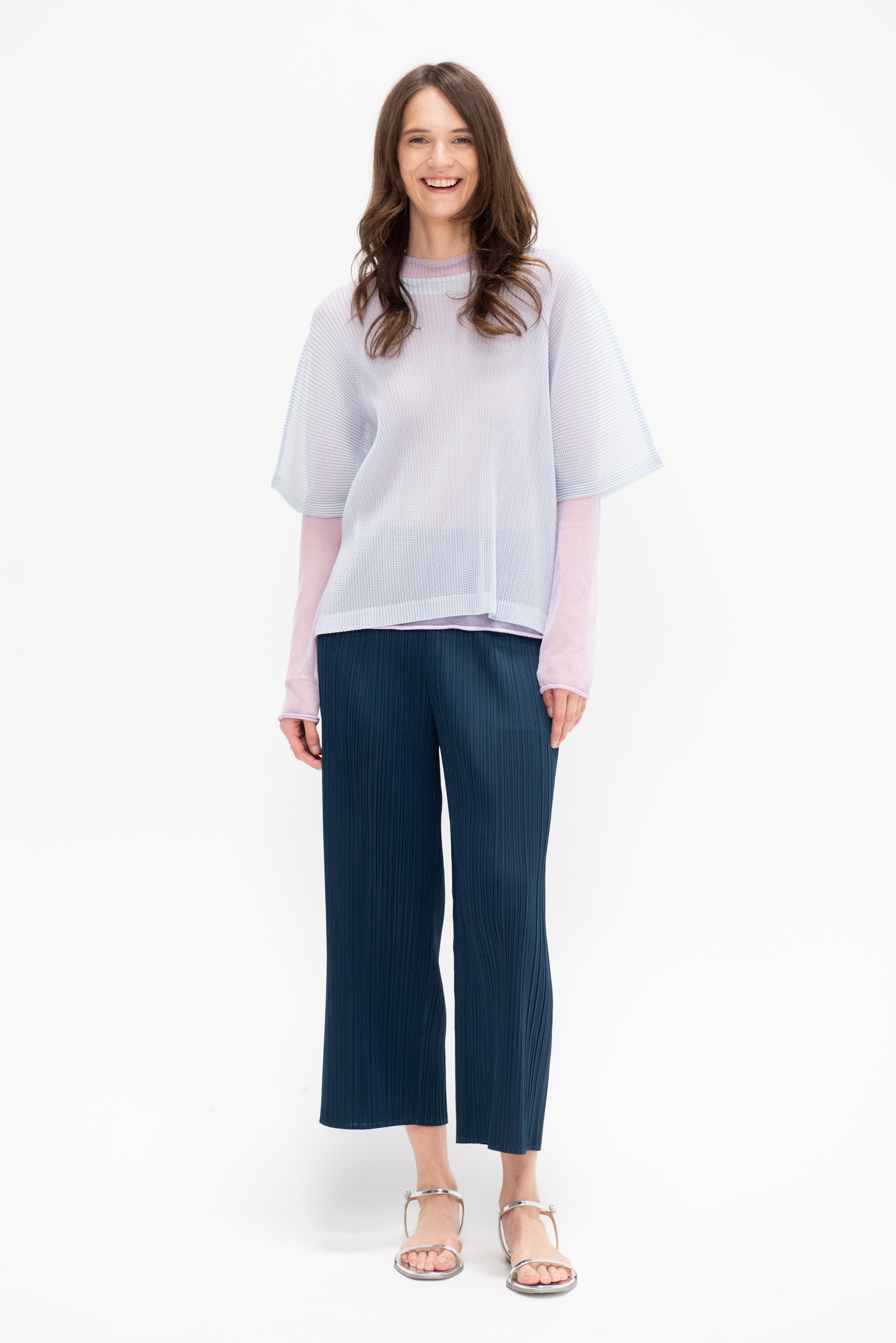 Pleats Pleats Issey Miyake Monthly Colors : April – Kick Pleat