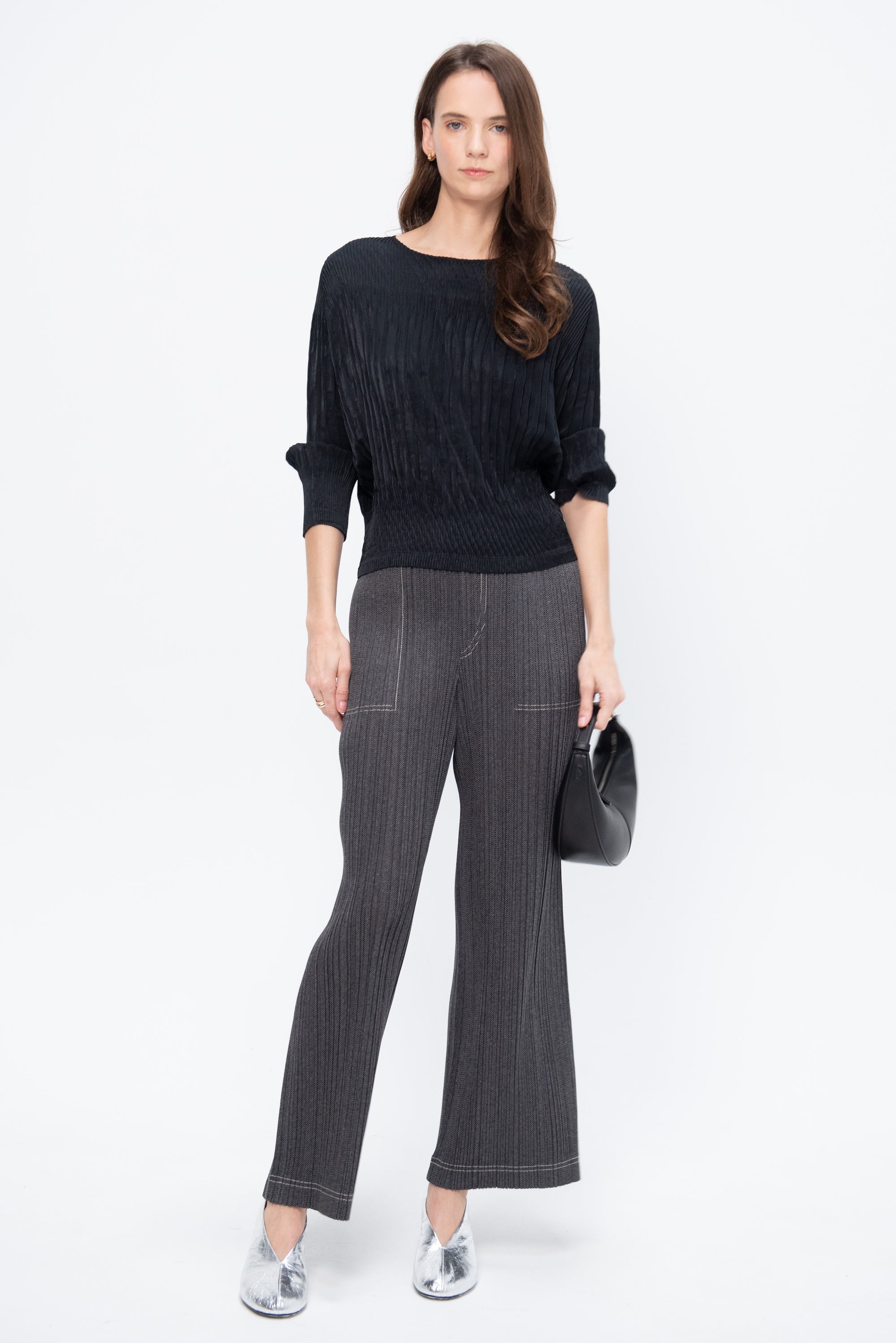 Suede Like Puff Pleats, Black