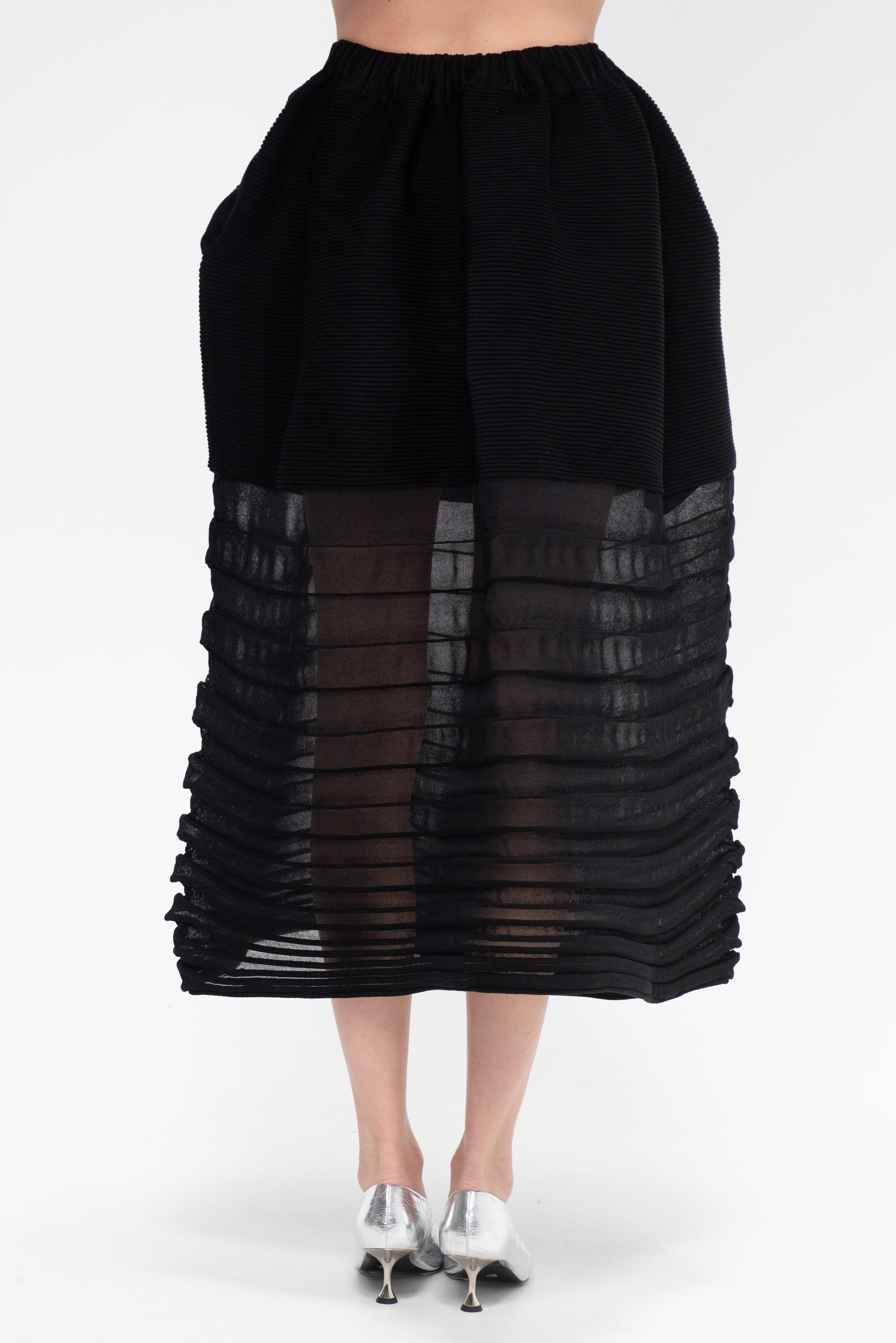 Moving Knit Skirt, Black
