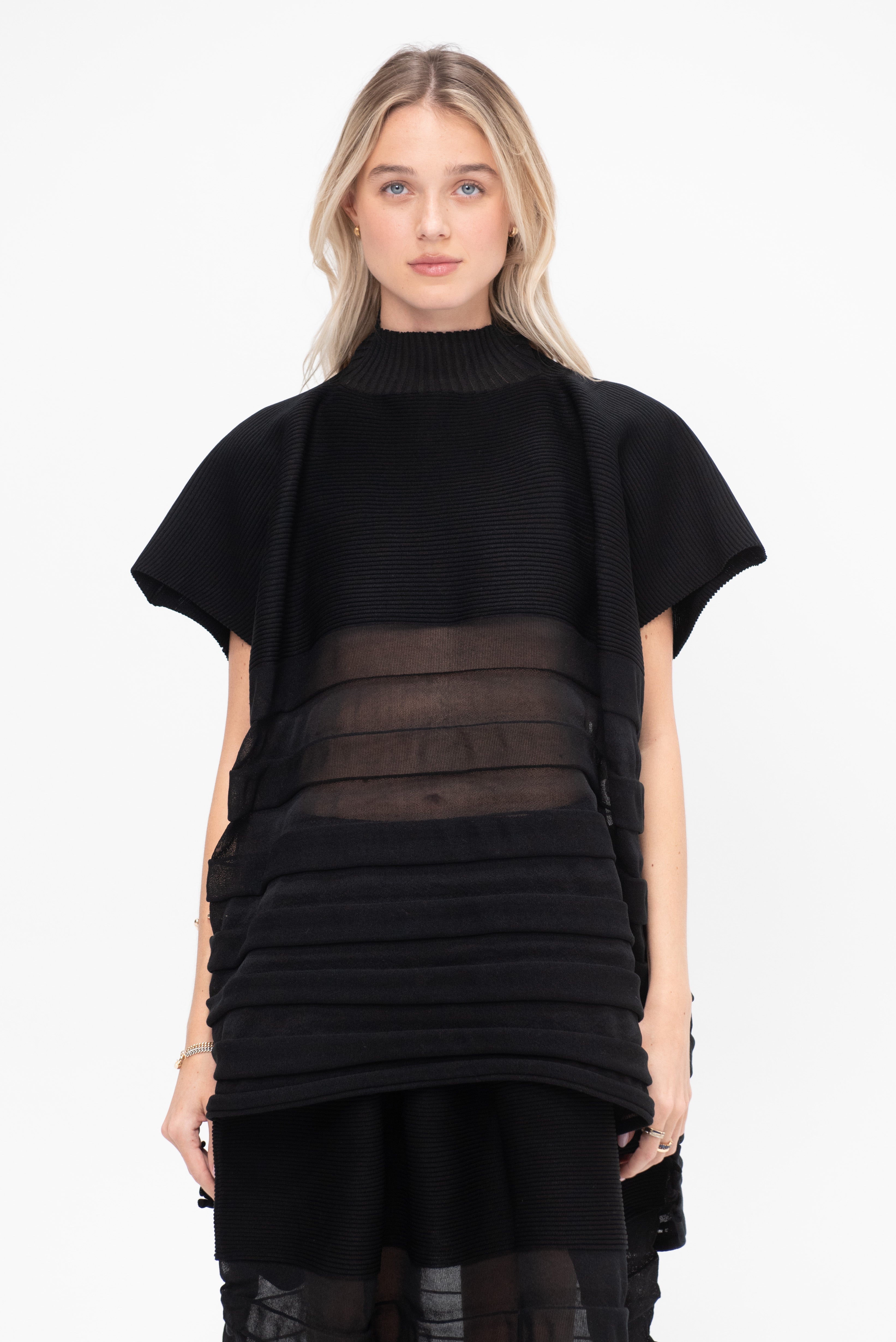 Issey Miyake Moving Knit Top, Black – Kick Pleat