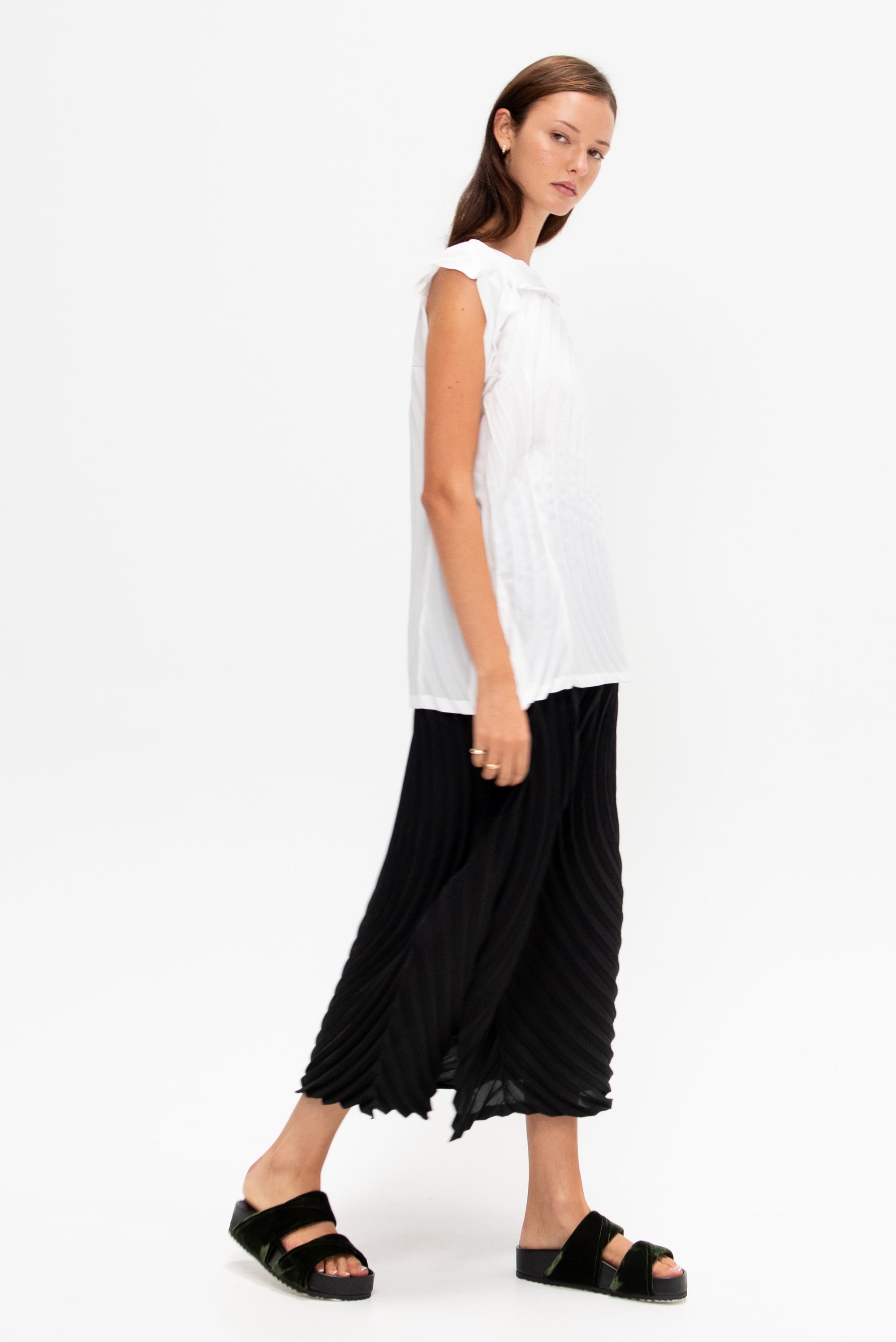 Paper Bag Pleats Skirt, Black