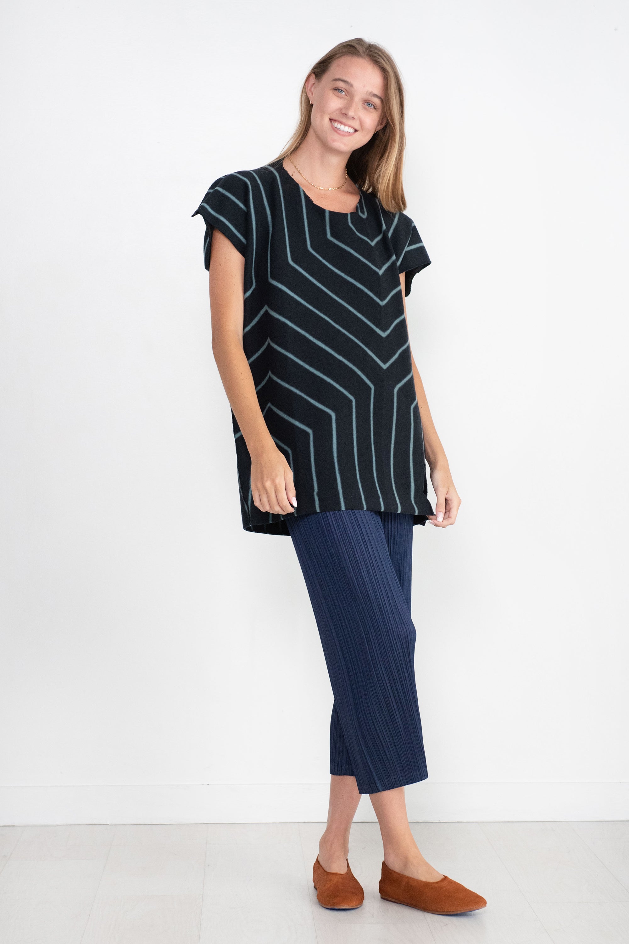 STRIPE AP TOP, BLACK