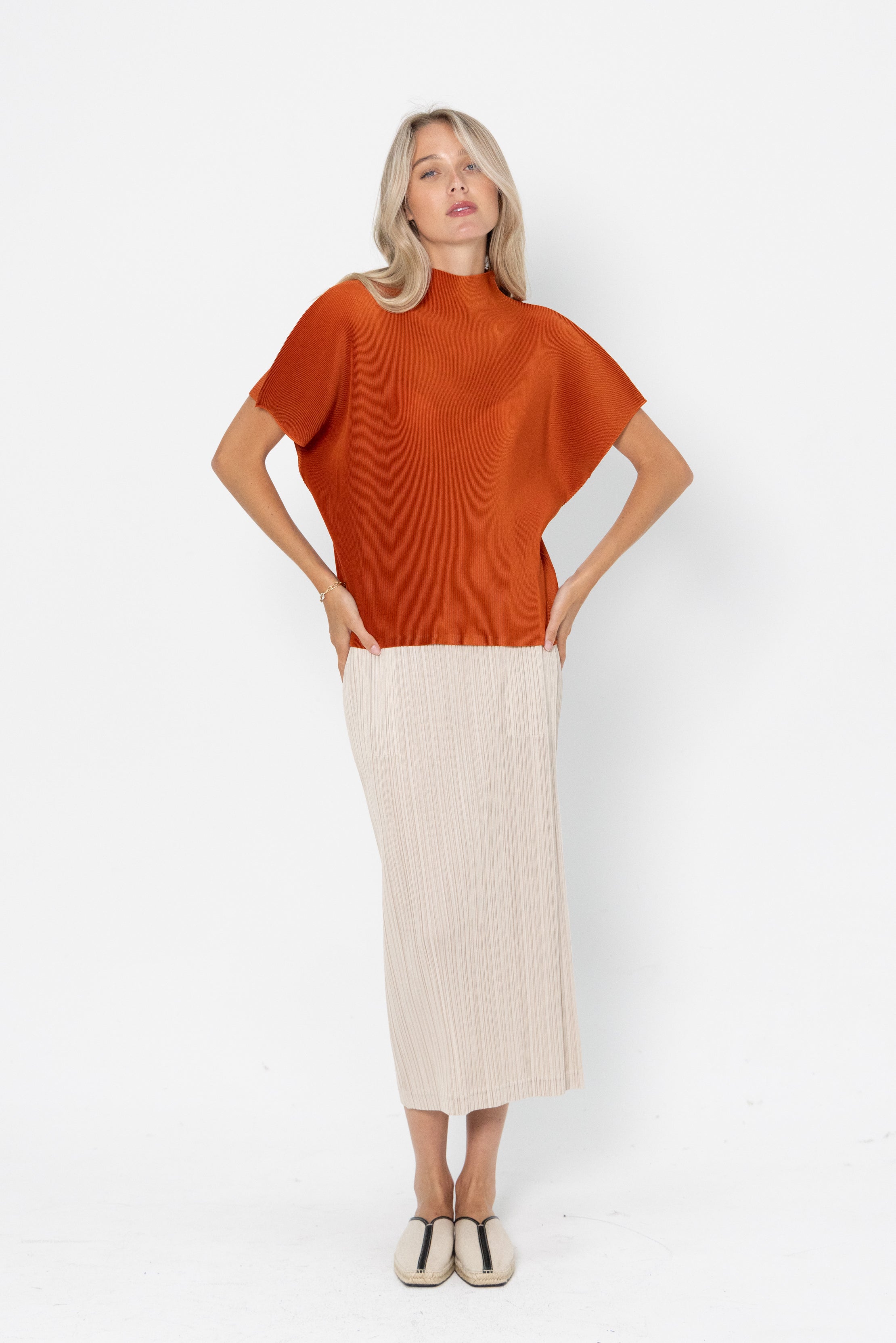 トップス PLEATS PLEASE ISSEY MIYAKE MIST JULY PLEATS PLEASE ISSEY MIYAKE - 希少‼️7月新作！【MIST JULY トップス